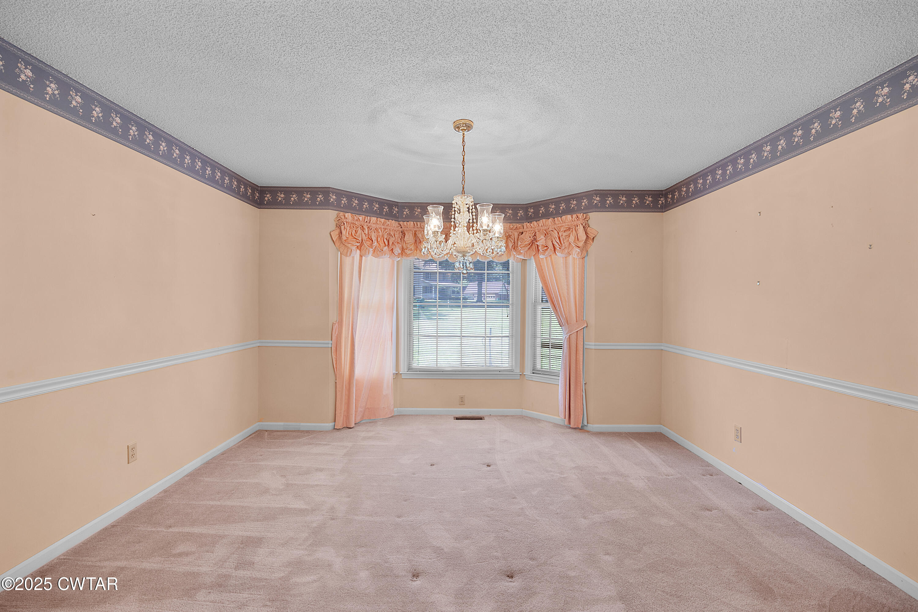 126 Willowridge Circle