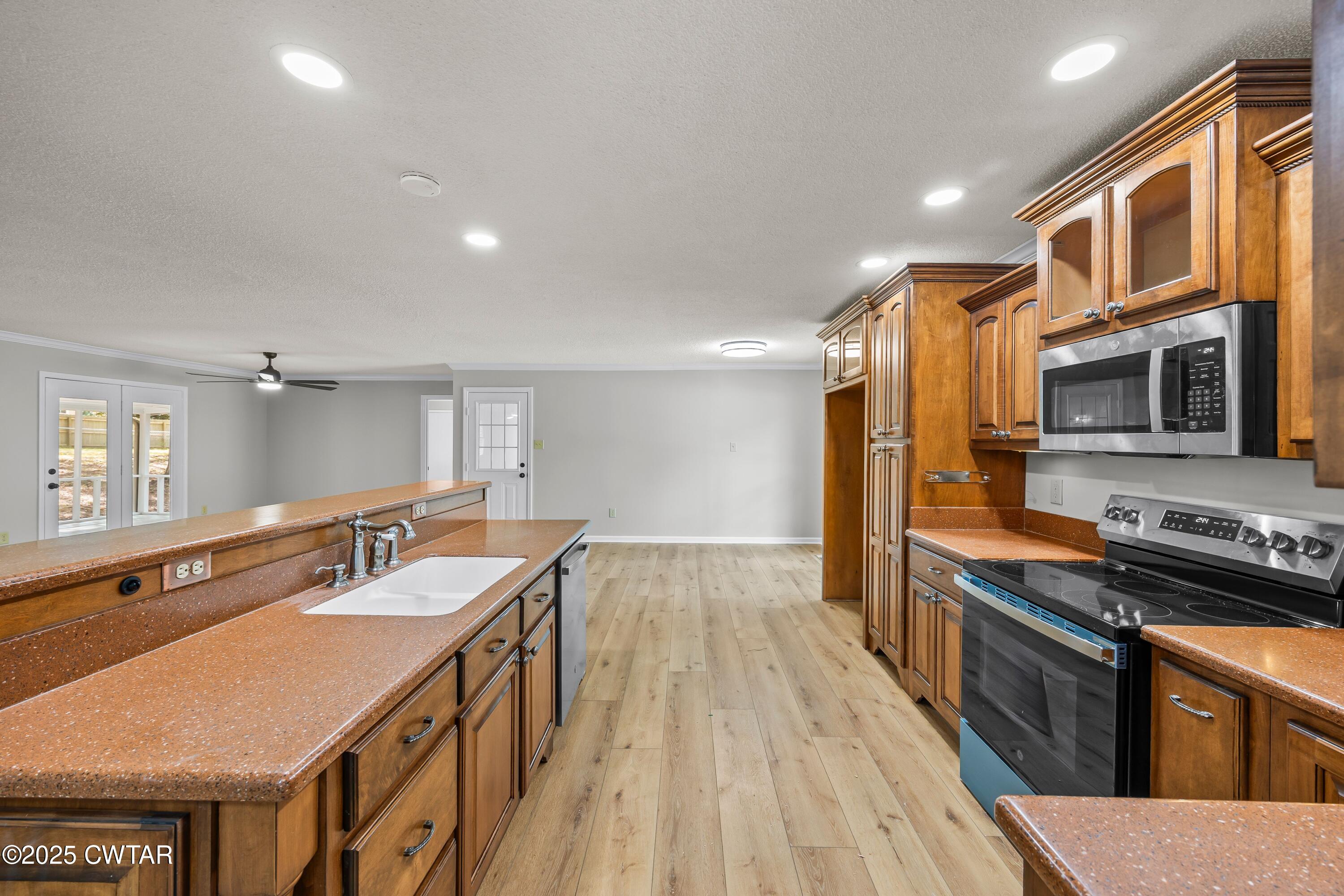 80 Pinewood Drive