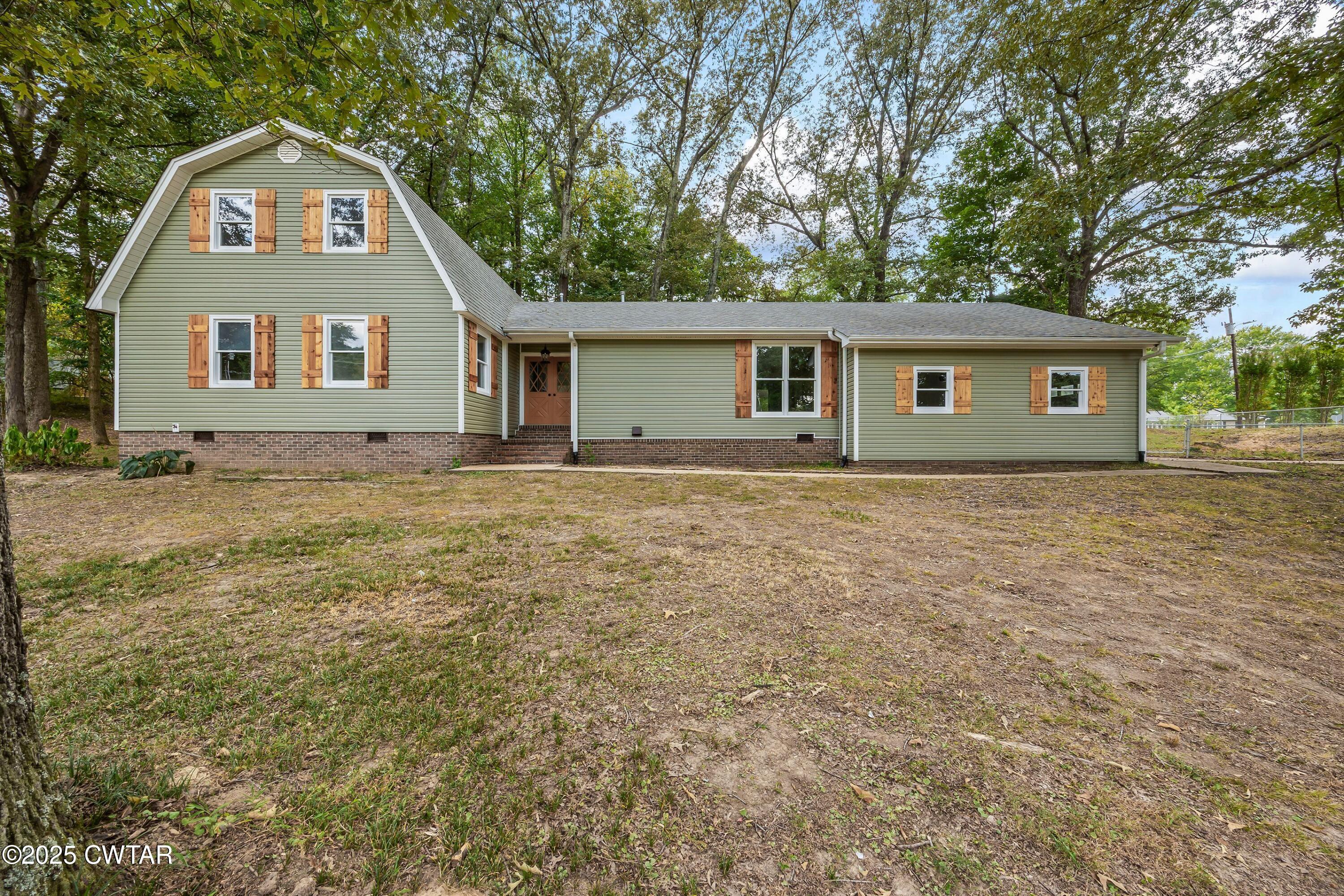 80 Pinewood Drive