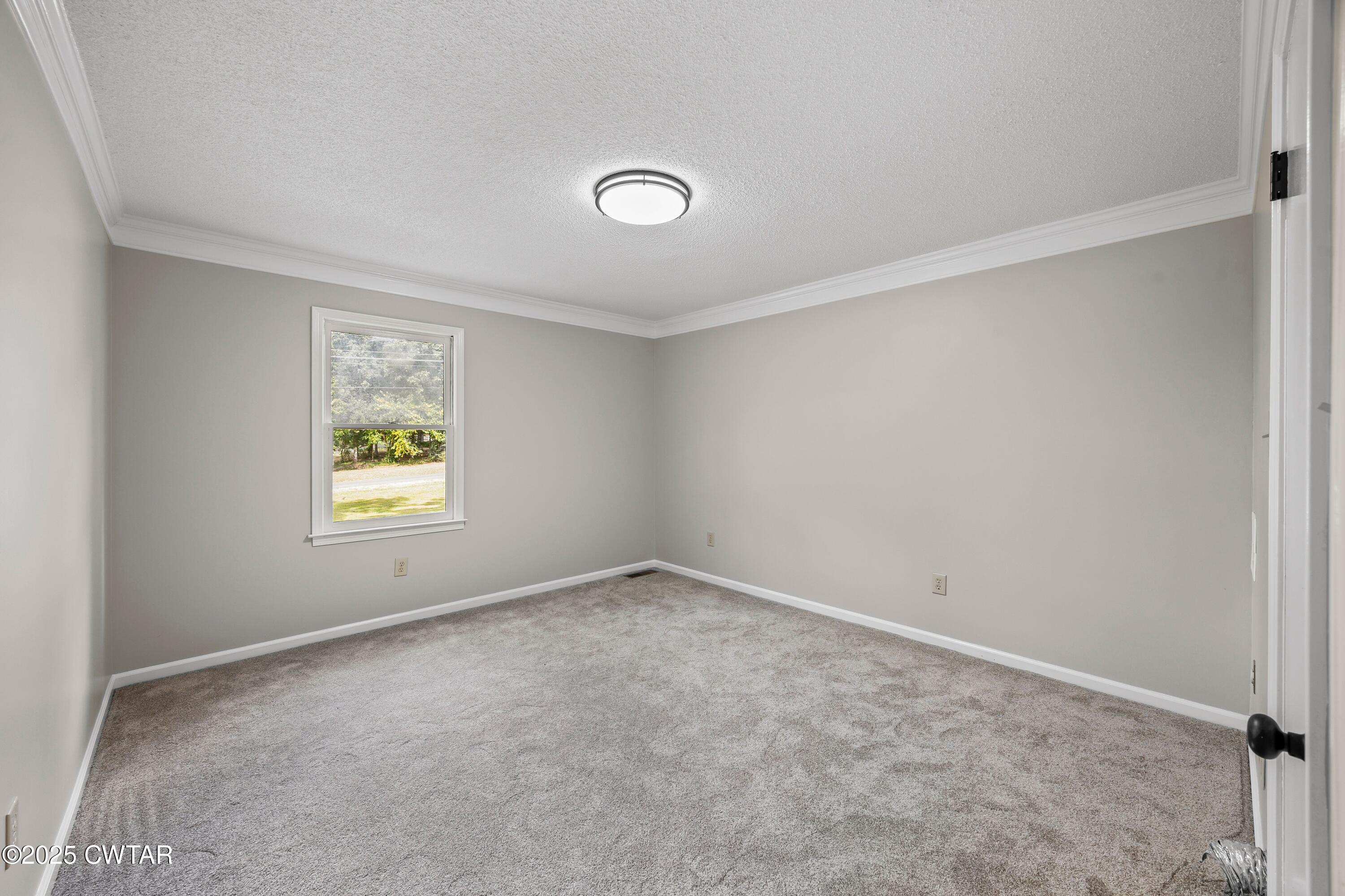 80 Pinewood Drive