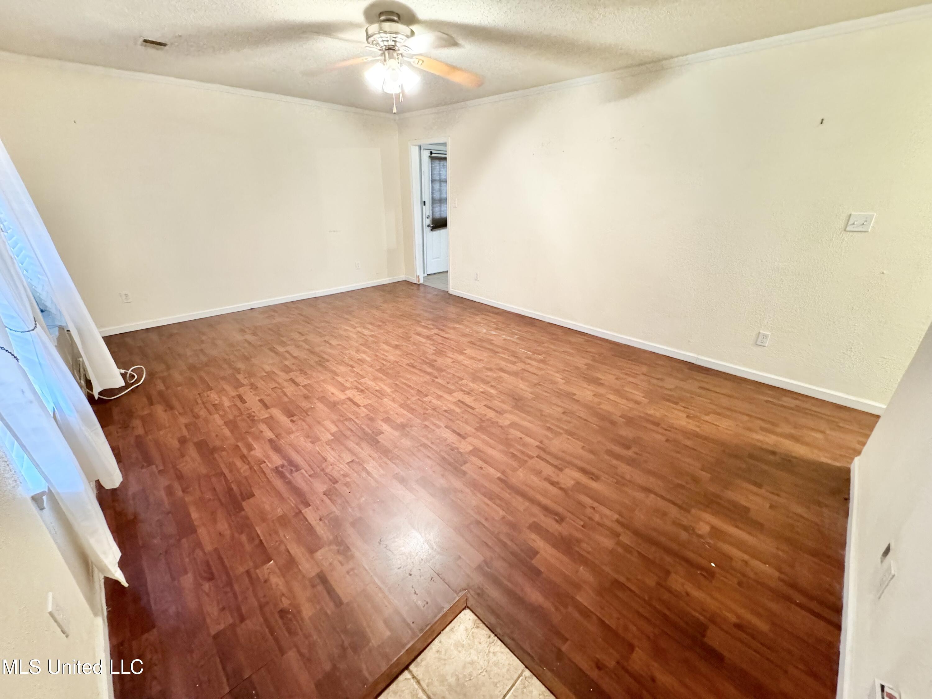 3655 Heathcliff Drive