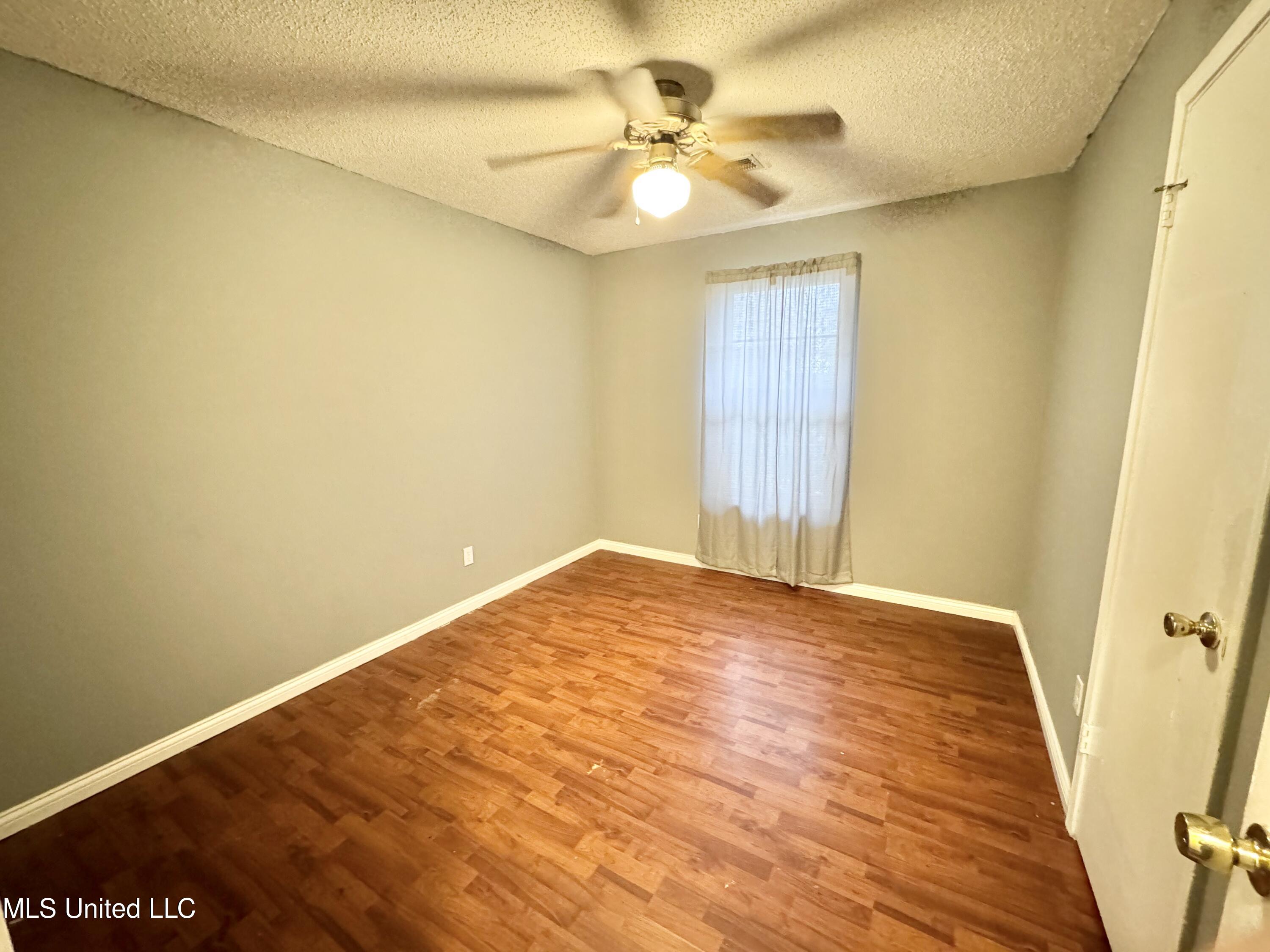 3655 Heathcliff Drive