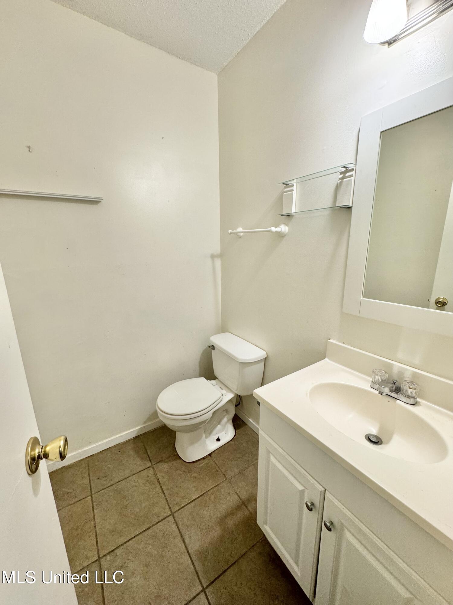 3655 Heathcliff Drive