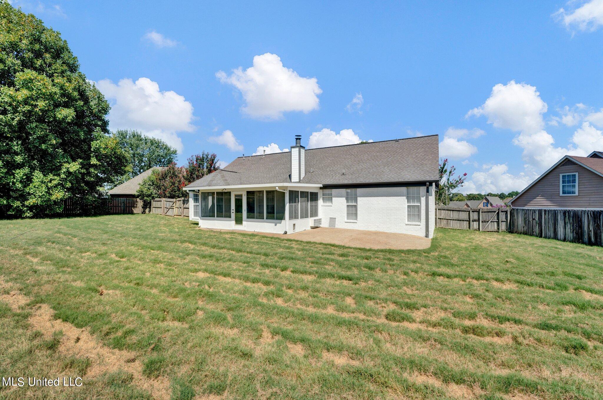 9181 Waterpointe Cove