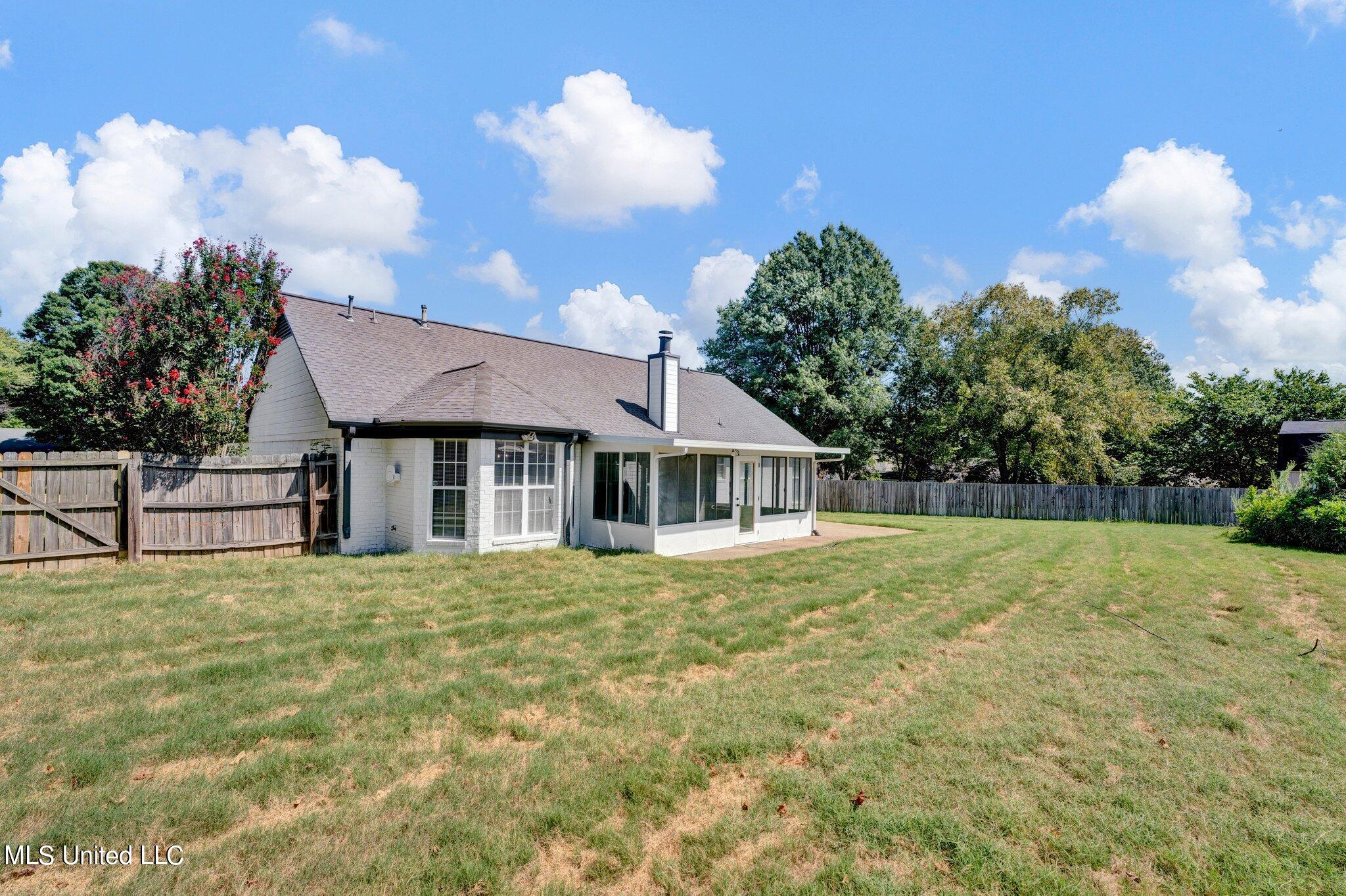 9181 Waterpointe Cove