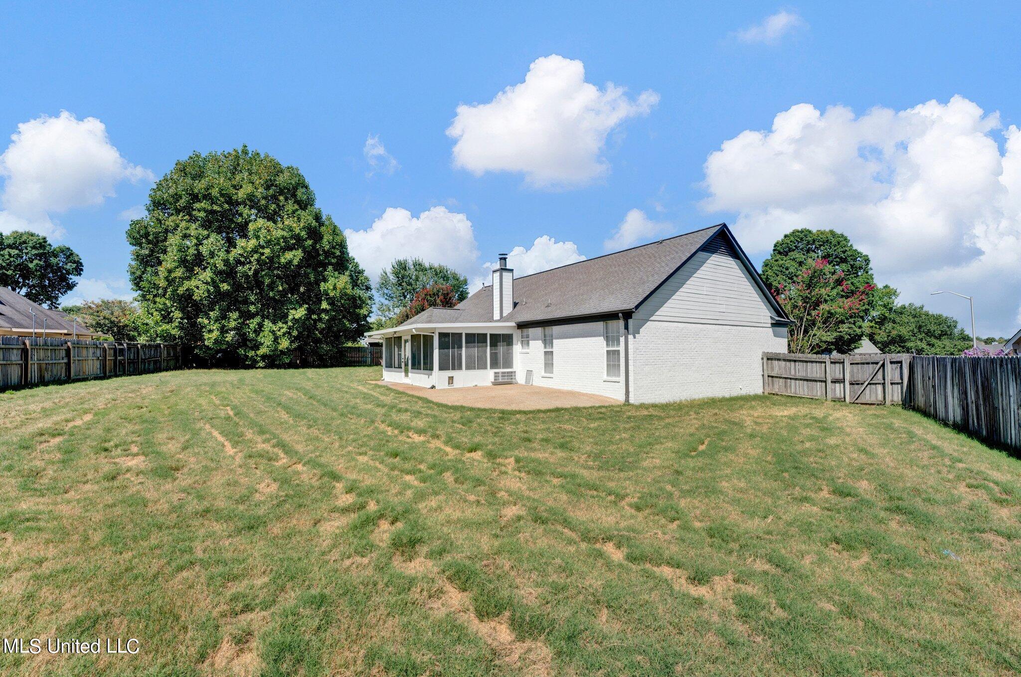 9181 Waterpointe Cove