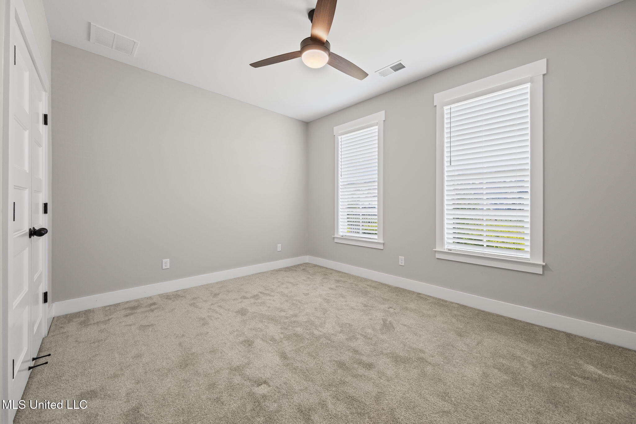 3415 Kreunen Street, Nesbit