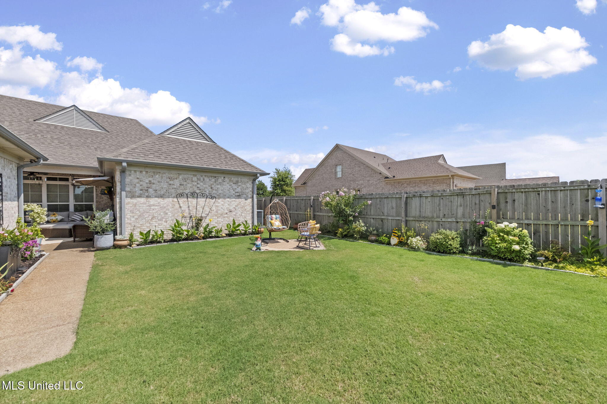 4979 W Margarette Circle, Olive Branch