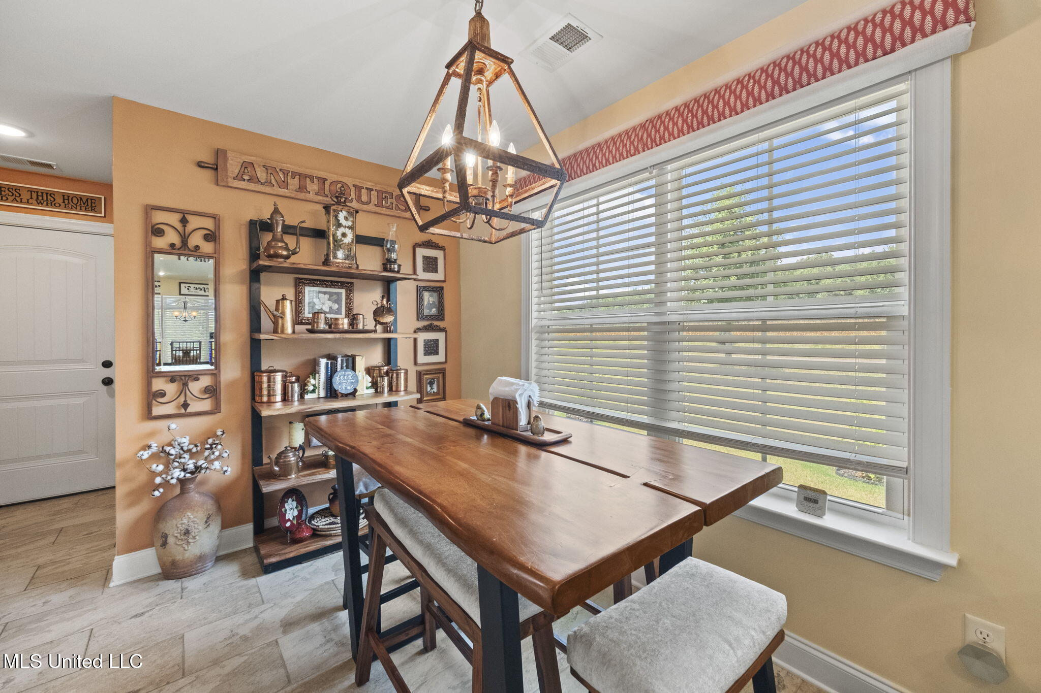 4979 W Margarette Circle, Olive Branch