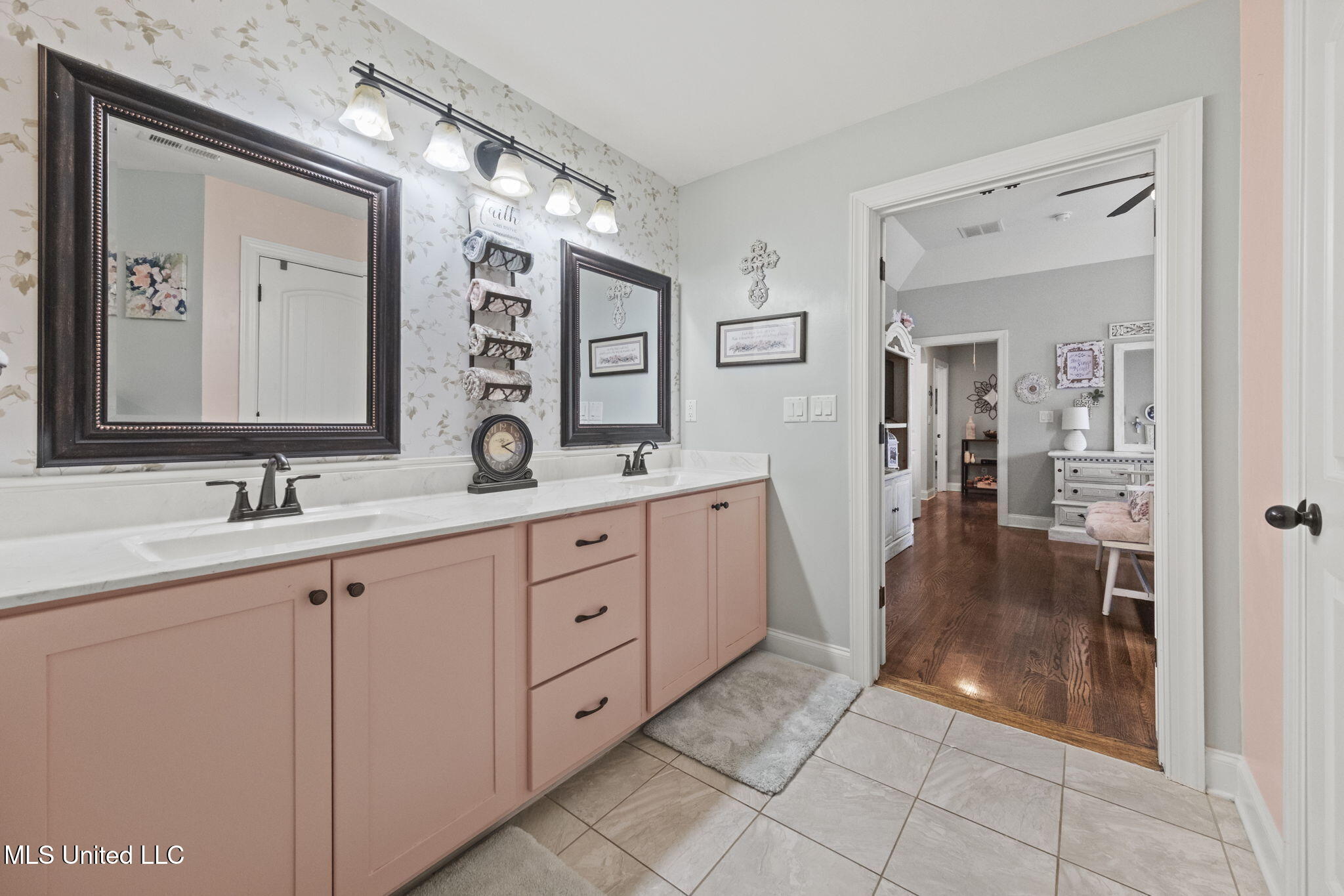 4979 W Margarette Circle, Olive Branch