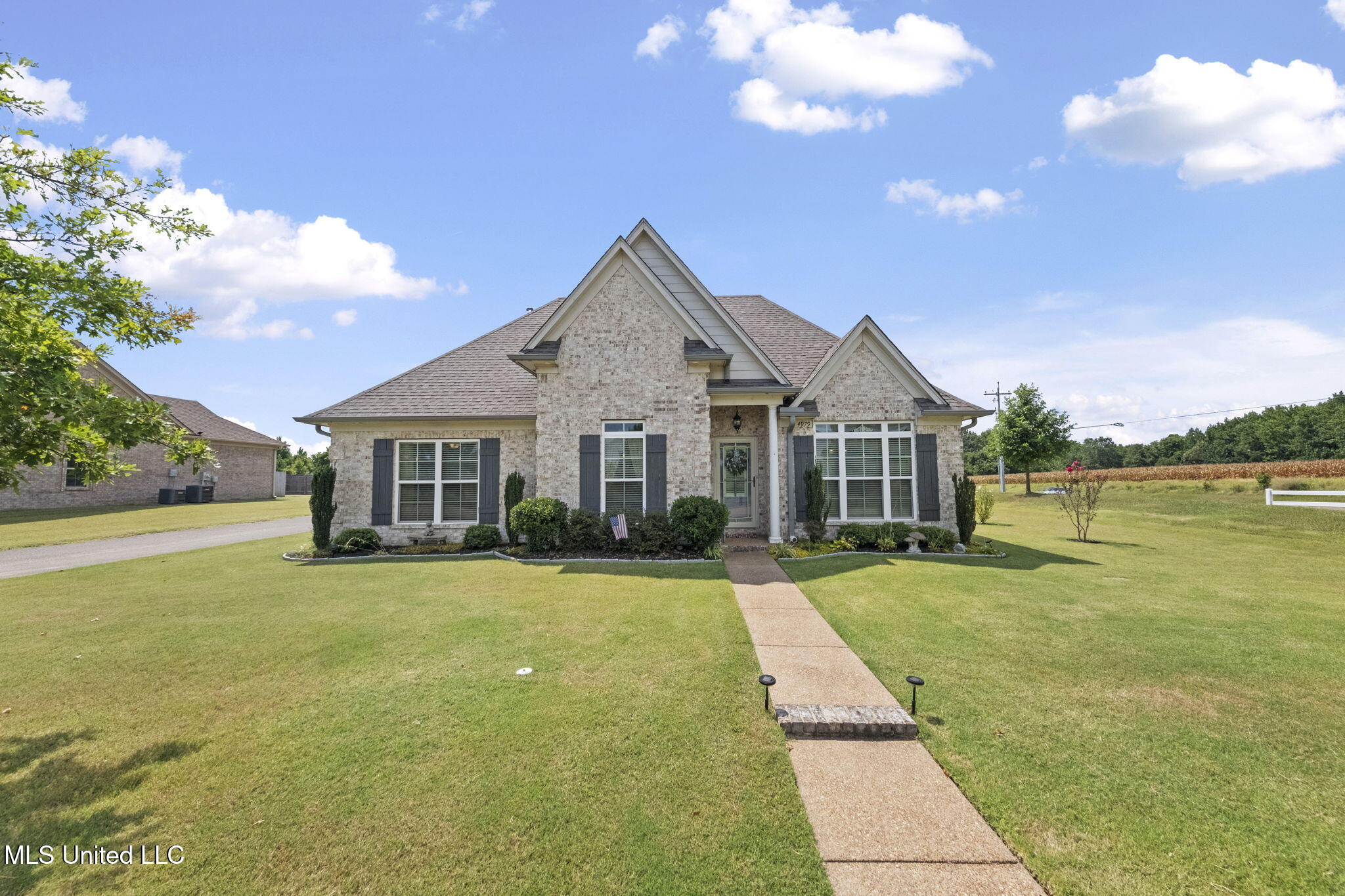 4979 W Margarette Circle, Olive Branch