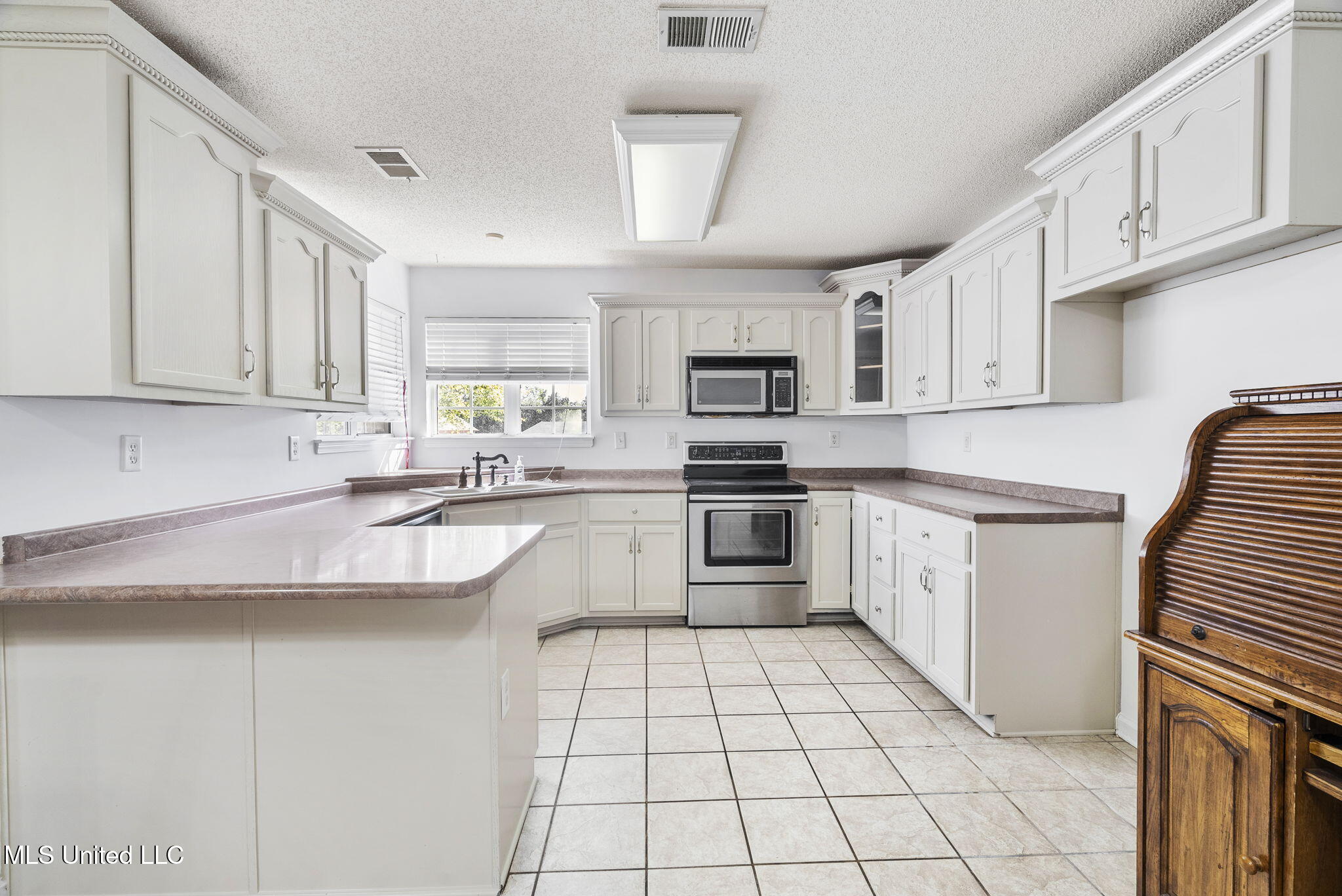 7888 E Shelburne Lane