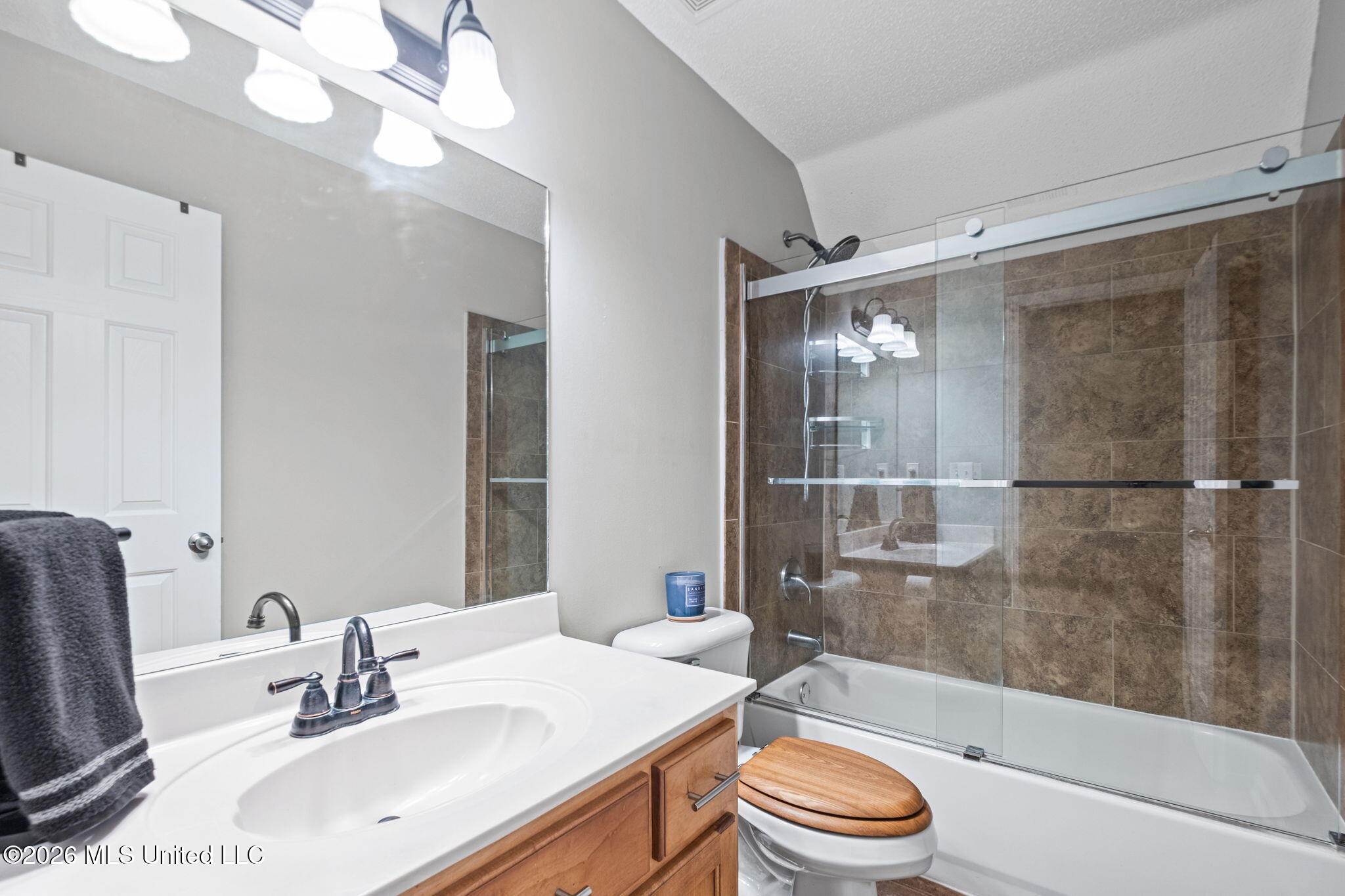 8855 Oak Grove Boulevard