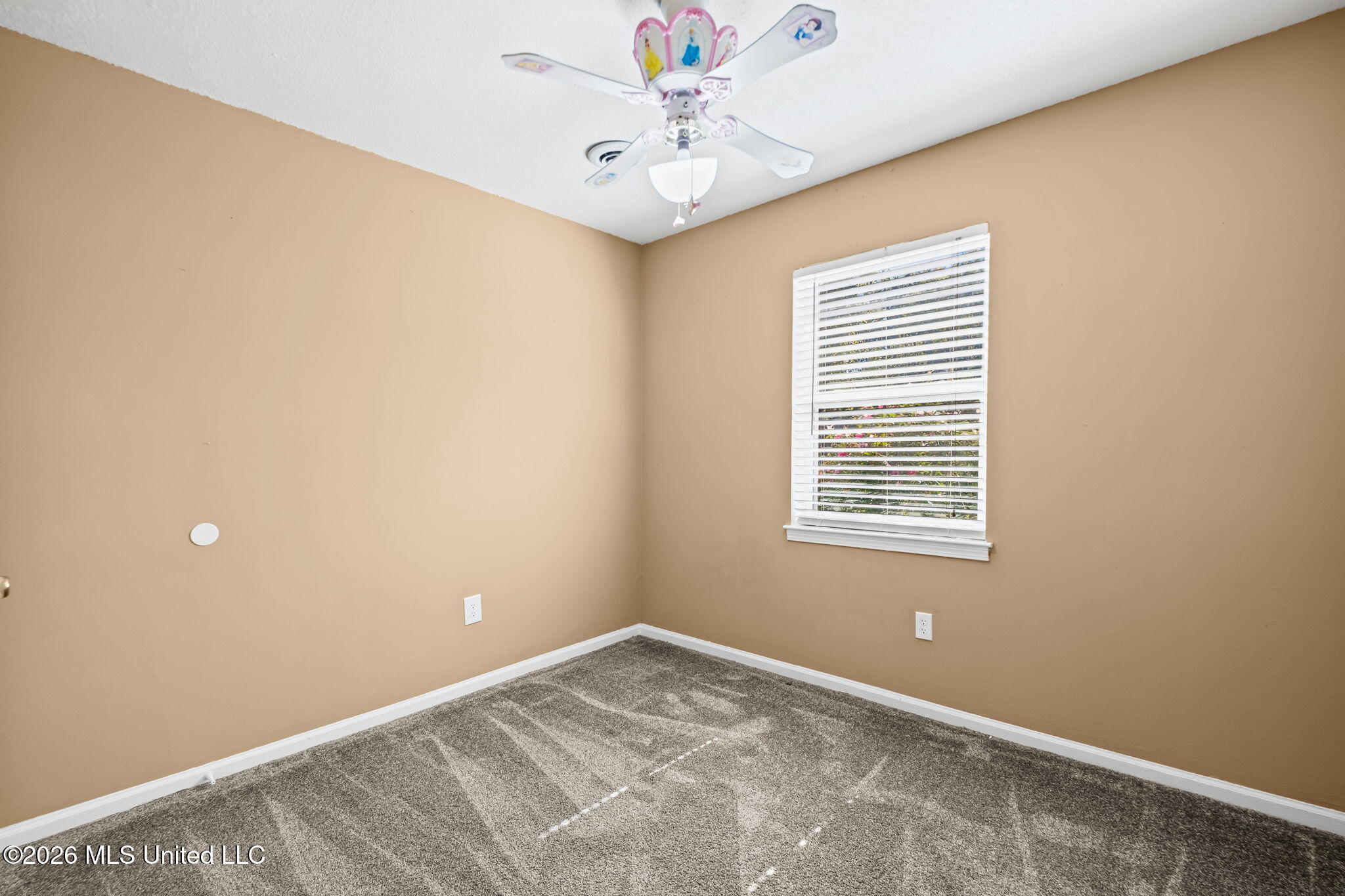 2630 Hillcrest Cove