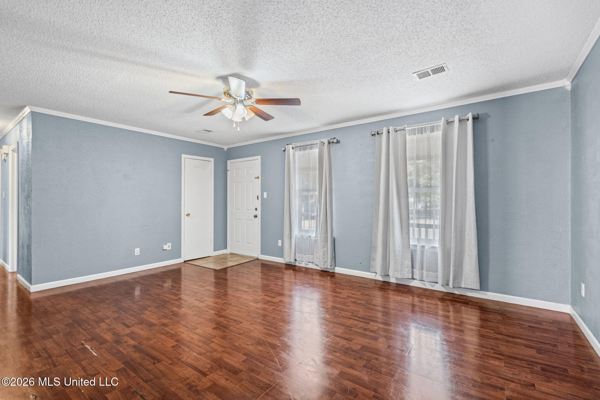 3655 Heathcliff Drive