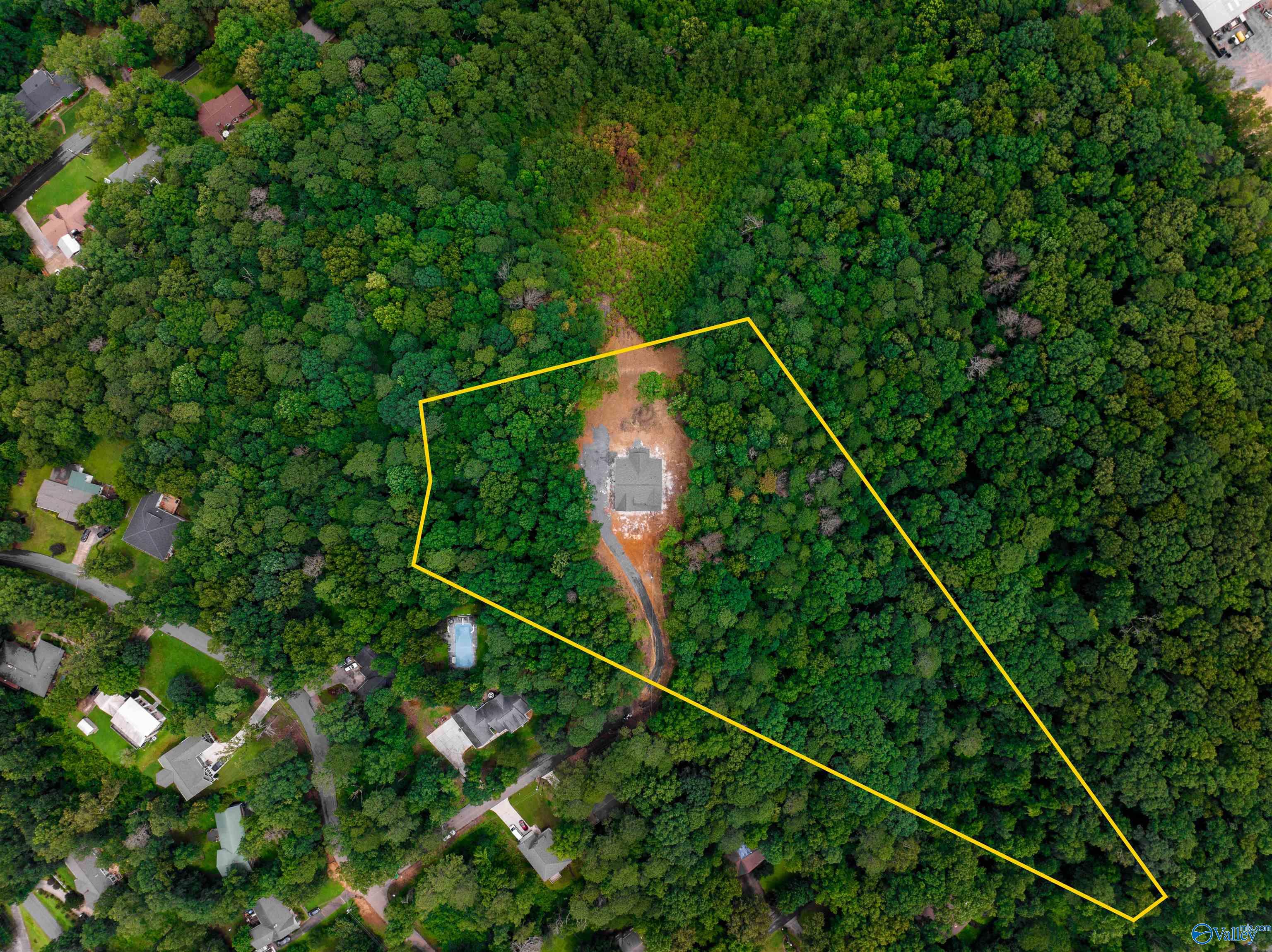 3611 Briarwood Lane