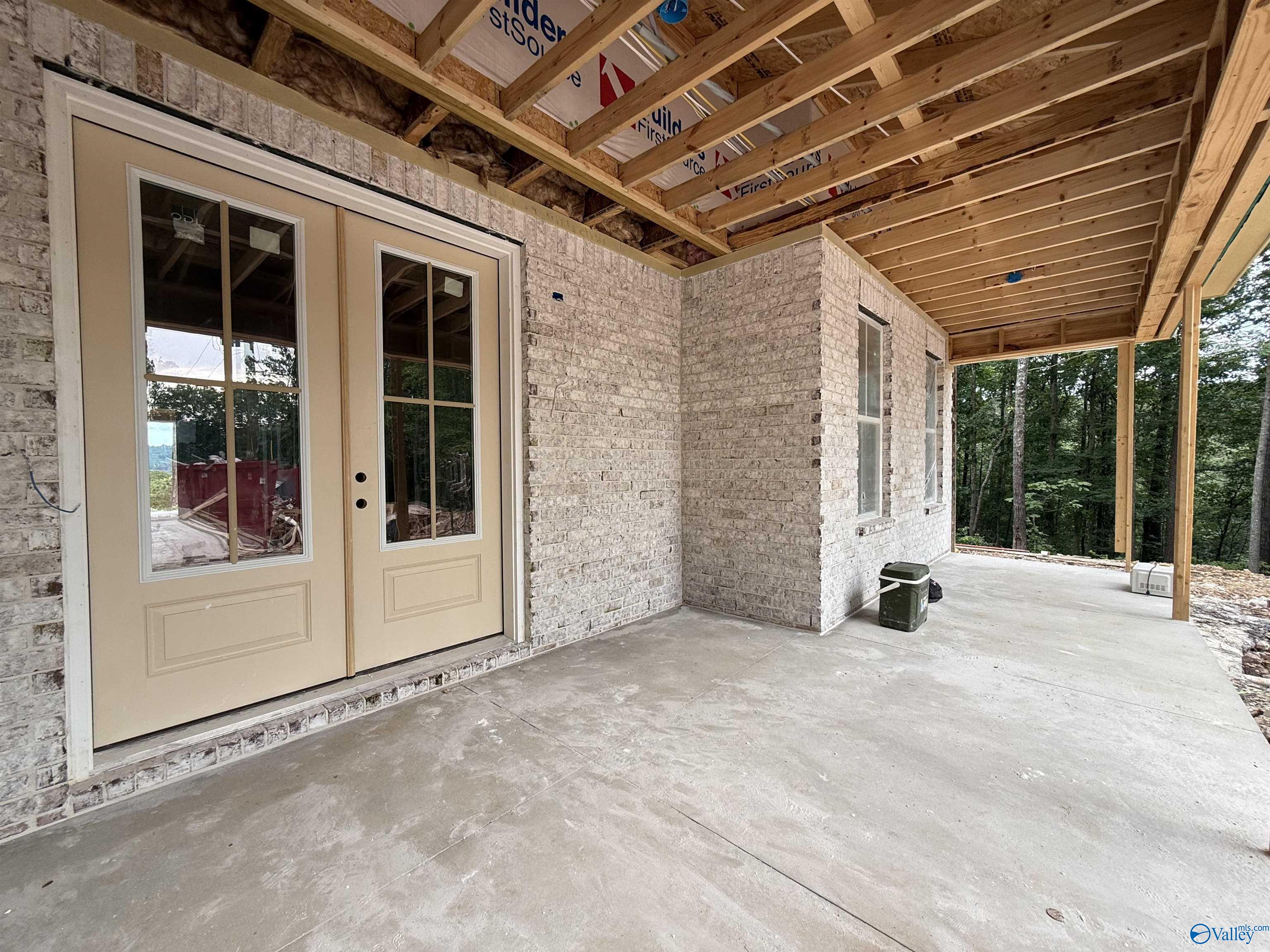 3611 Briarwood Lane