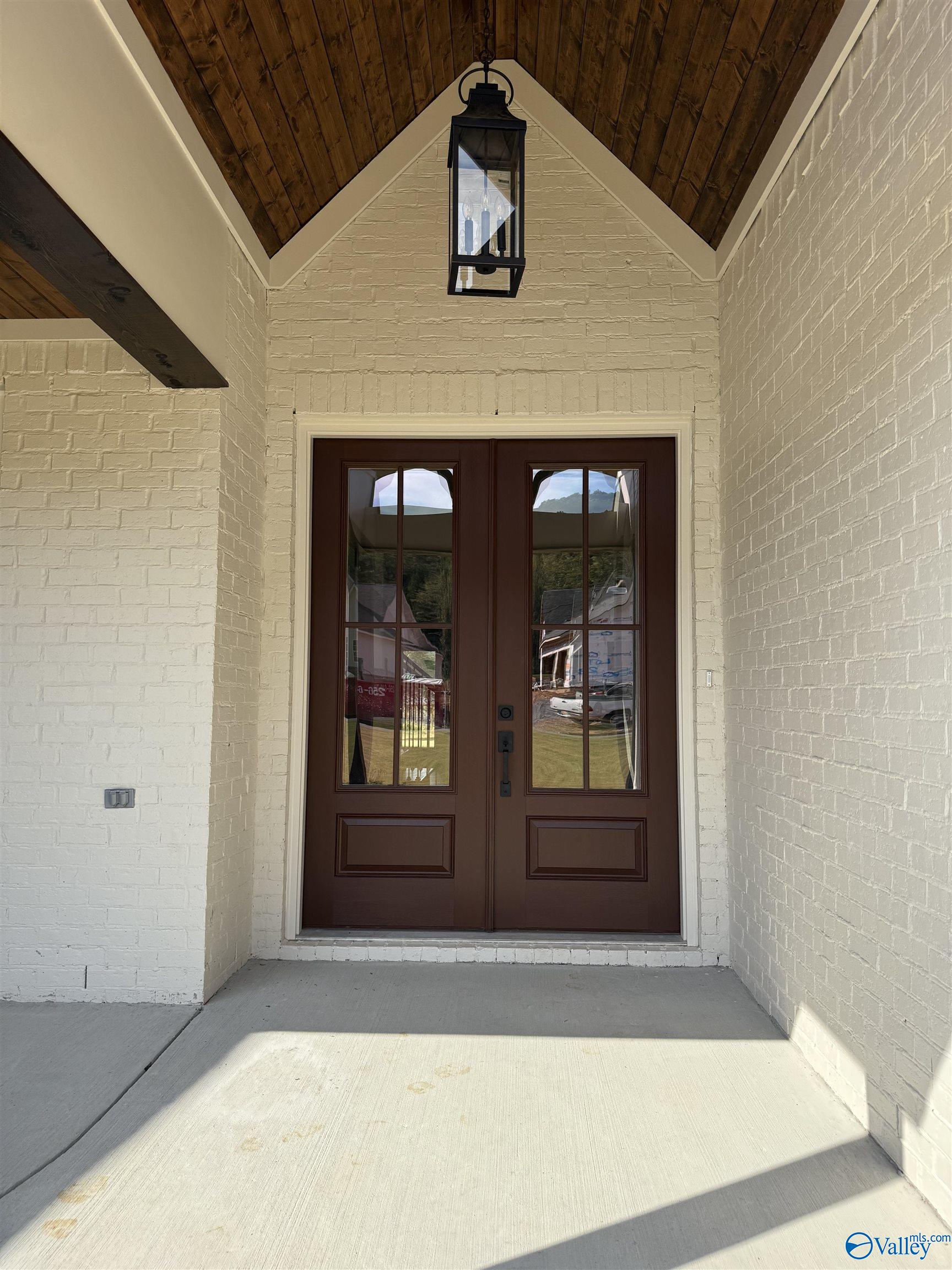 334 Lake Creek Drive