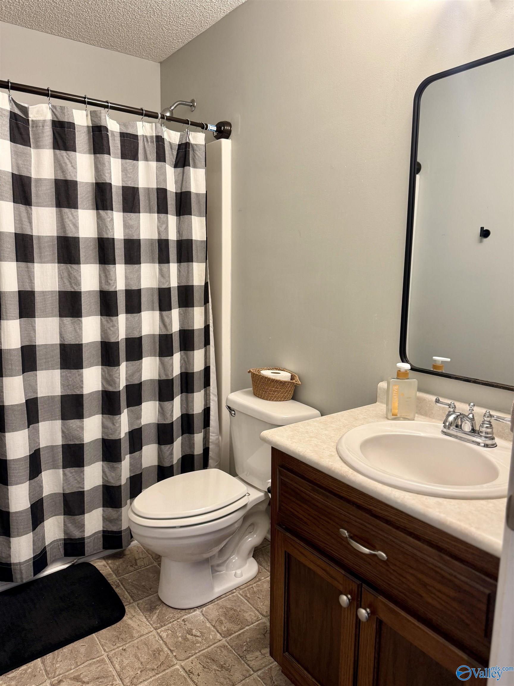 77 Temple Crossing, Arab