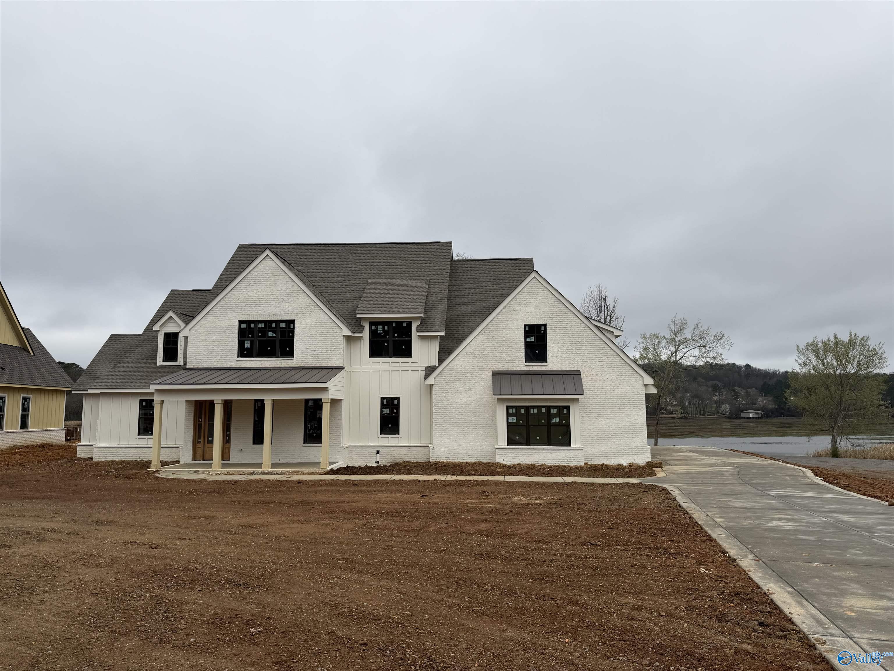 404 Lake Creek Drive