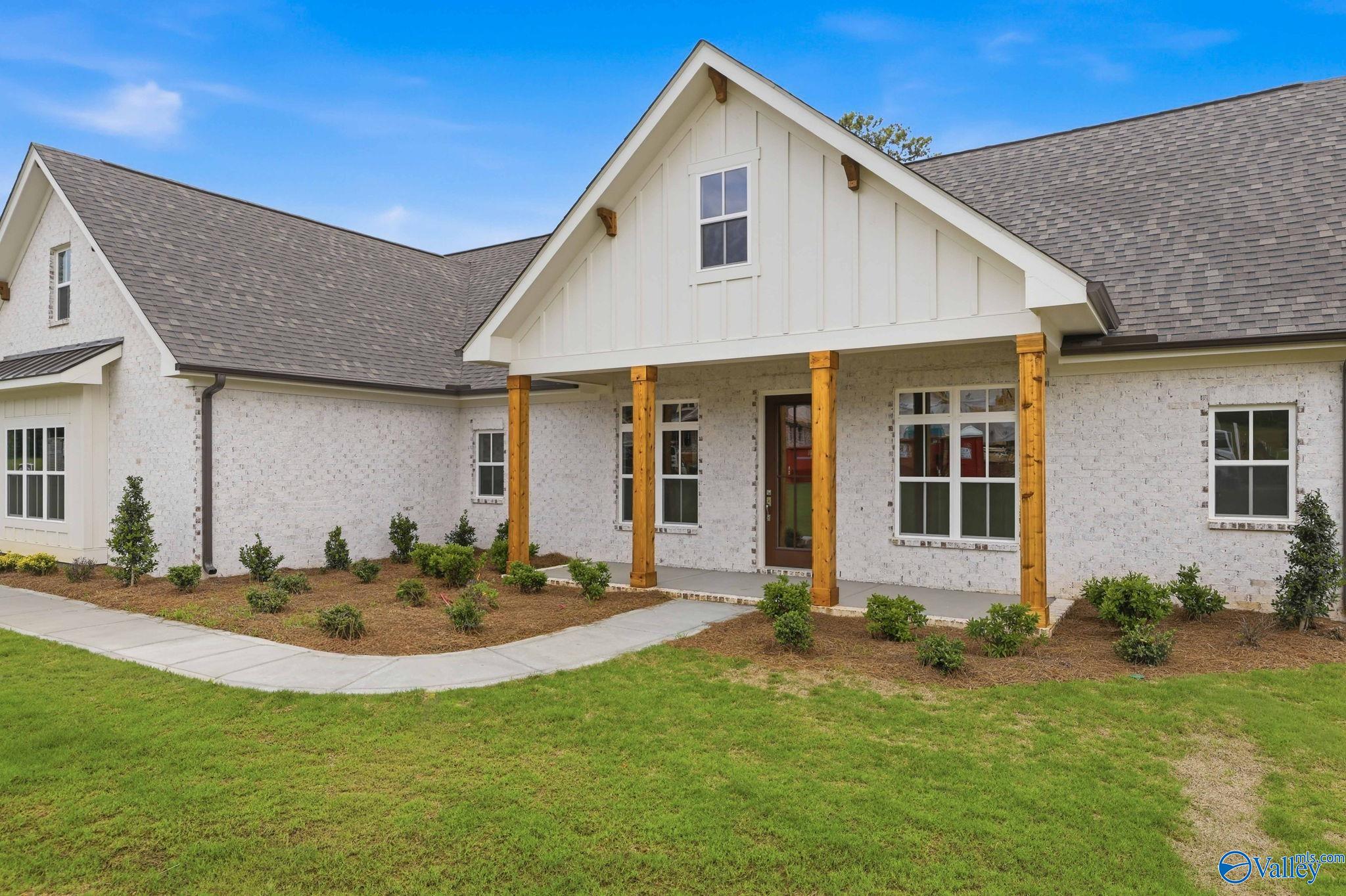 372 Lake Creek Drive