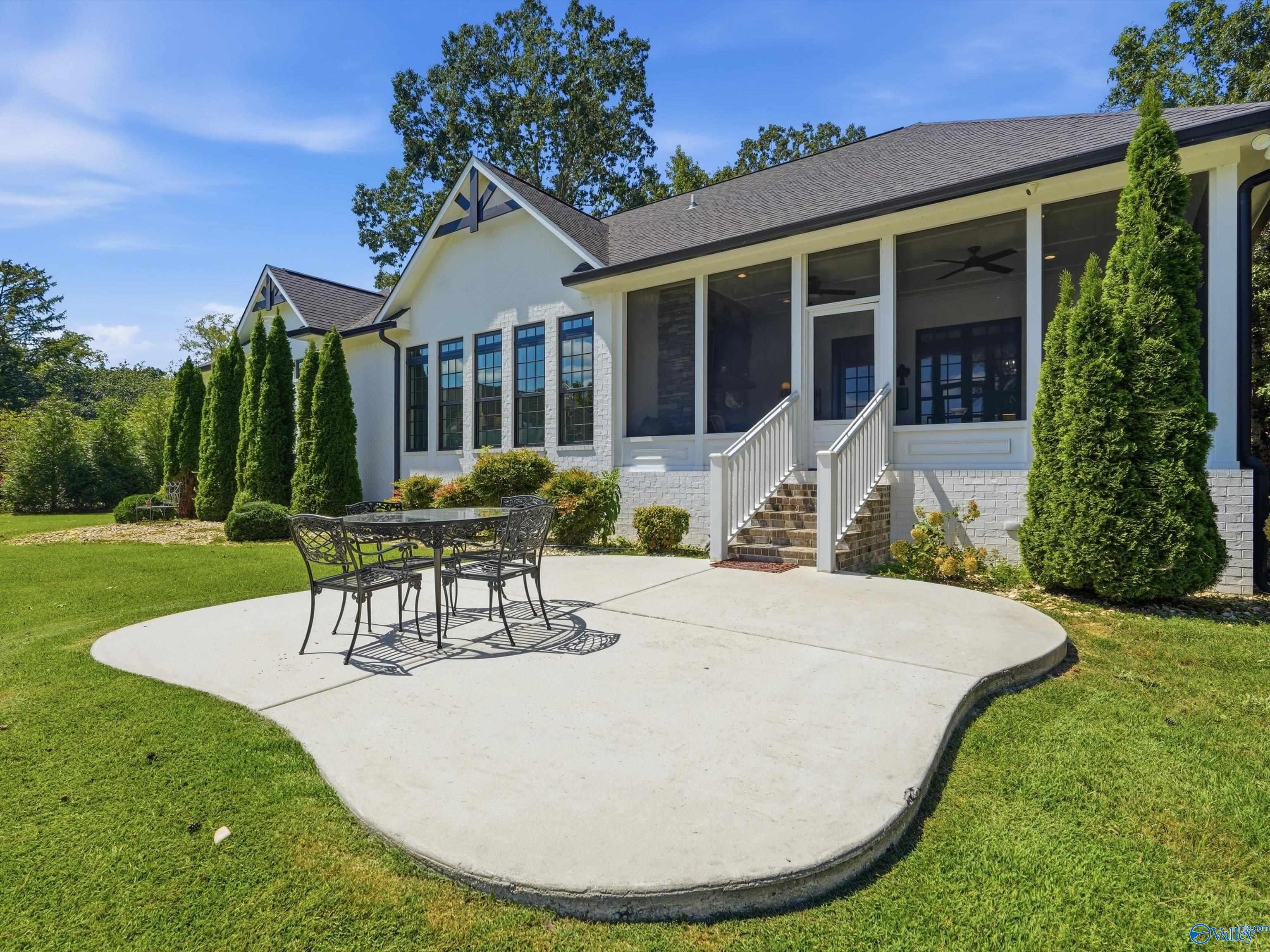 679 Winn Road