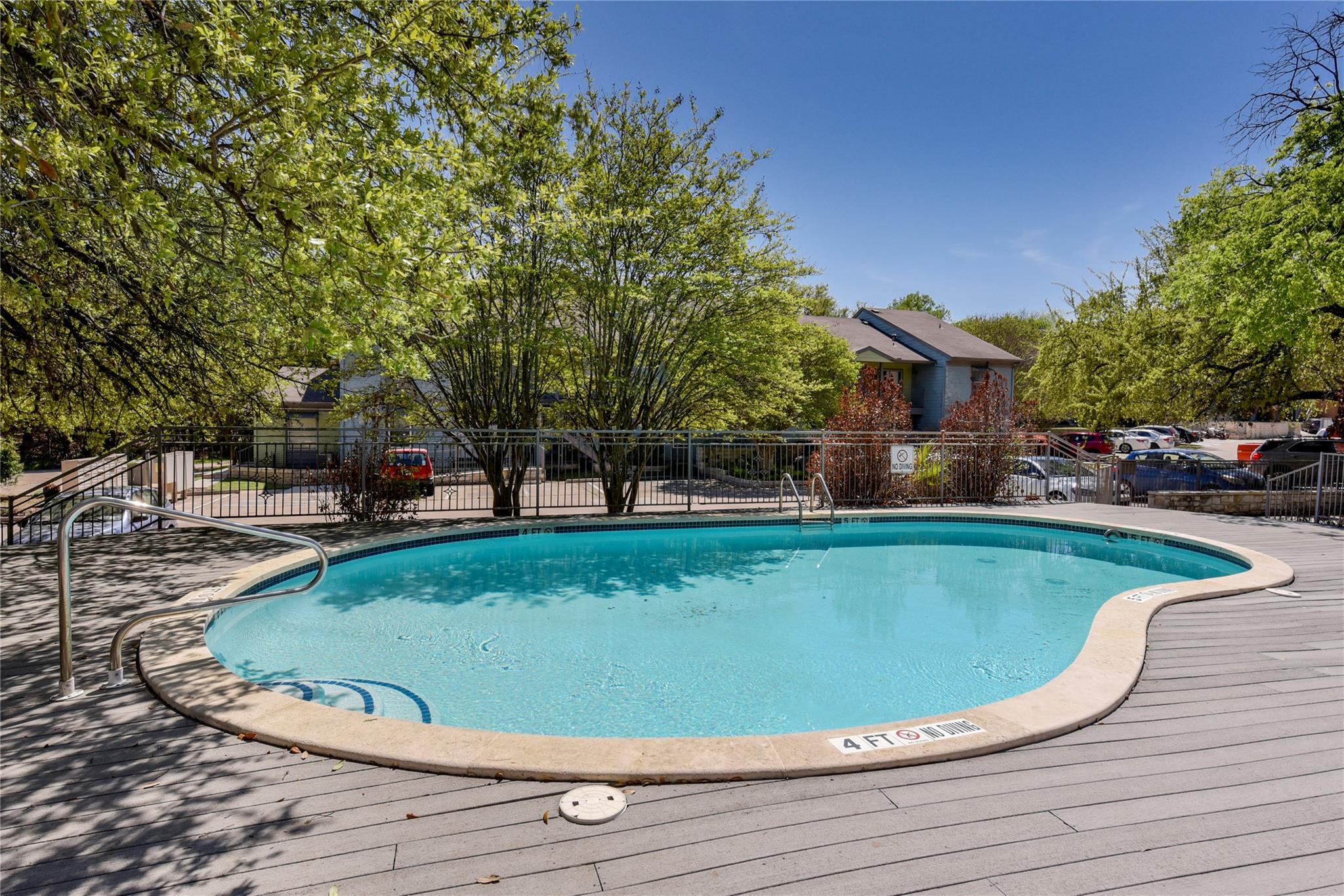 3204 Menchaca RD # 305