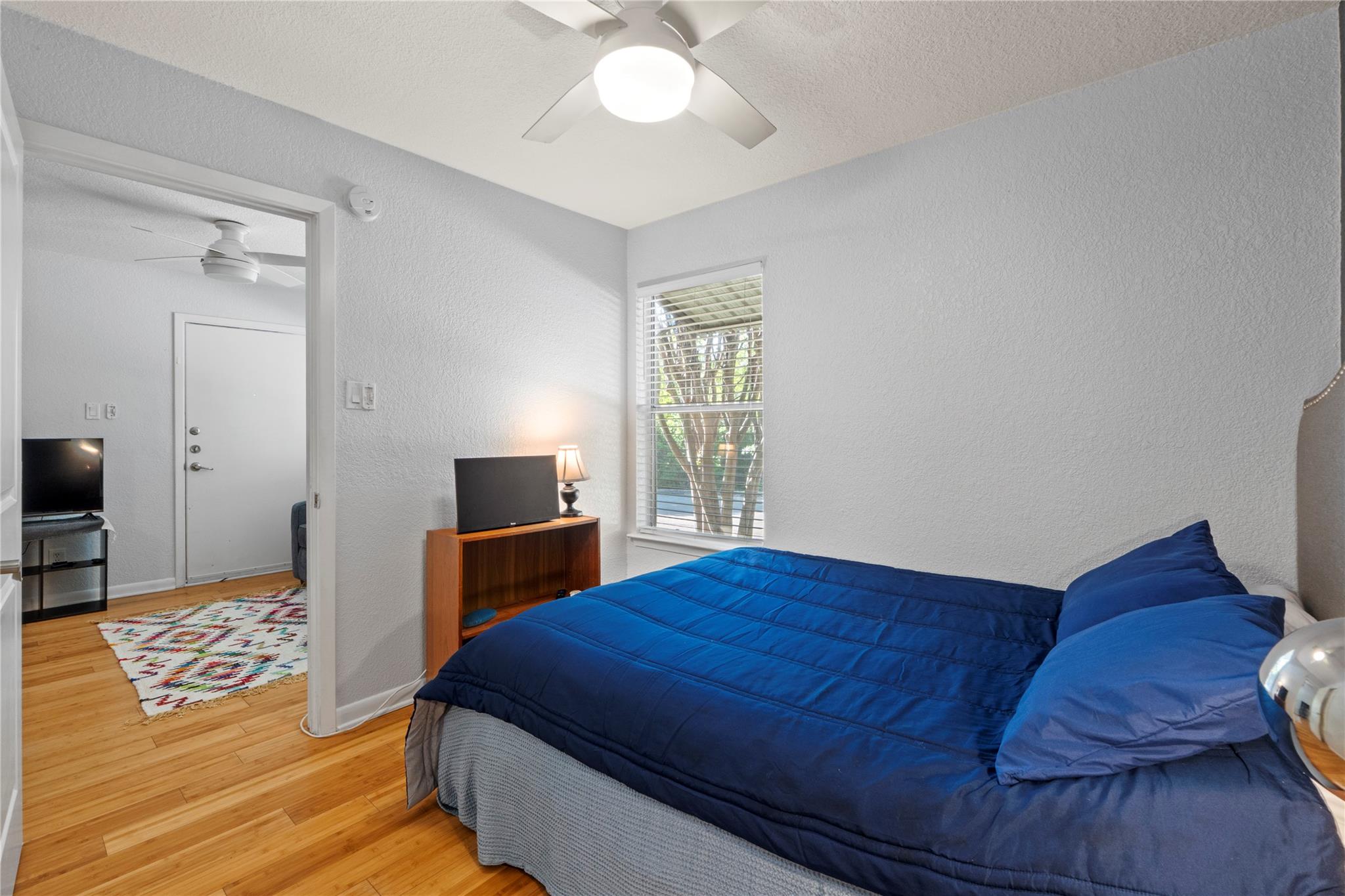 3204 Menchaca RD # 305