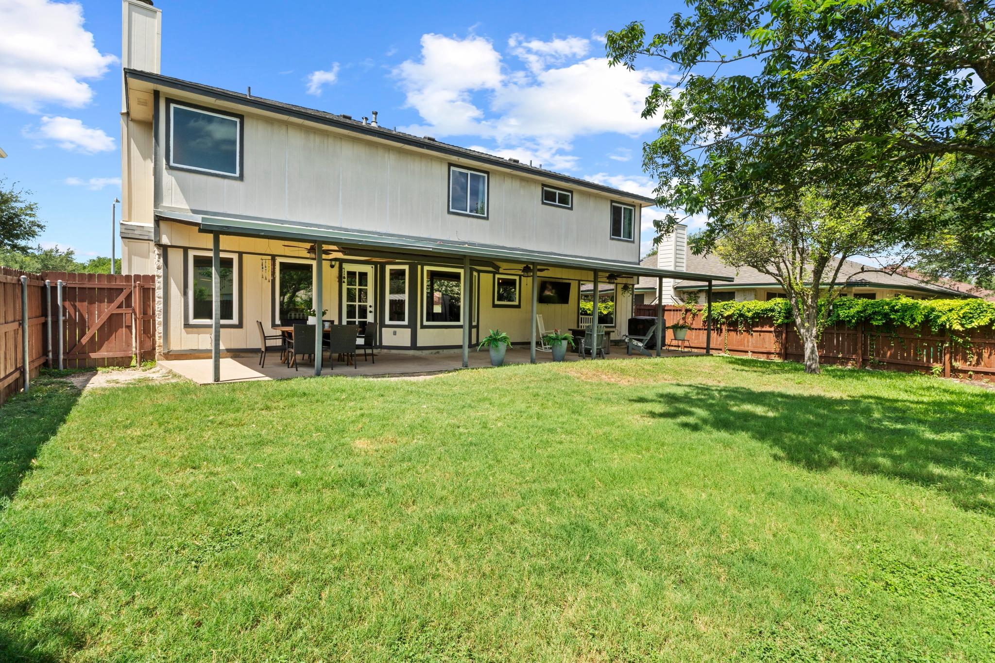 4008 Licorice LN