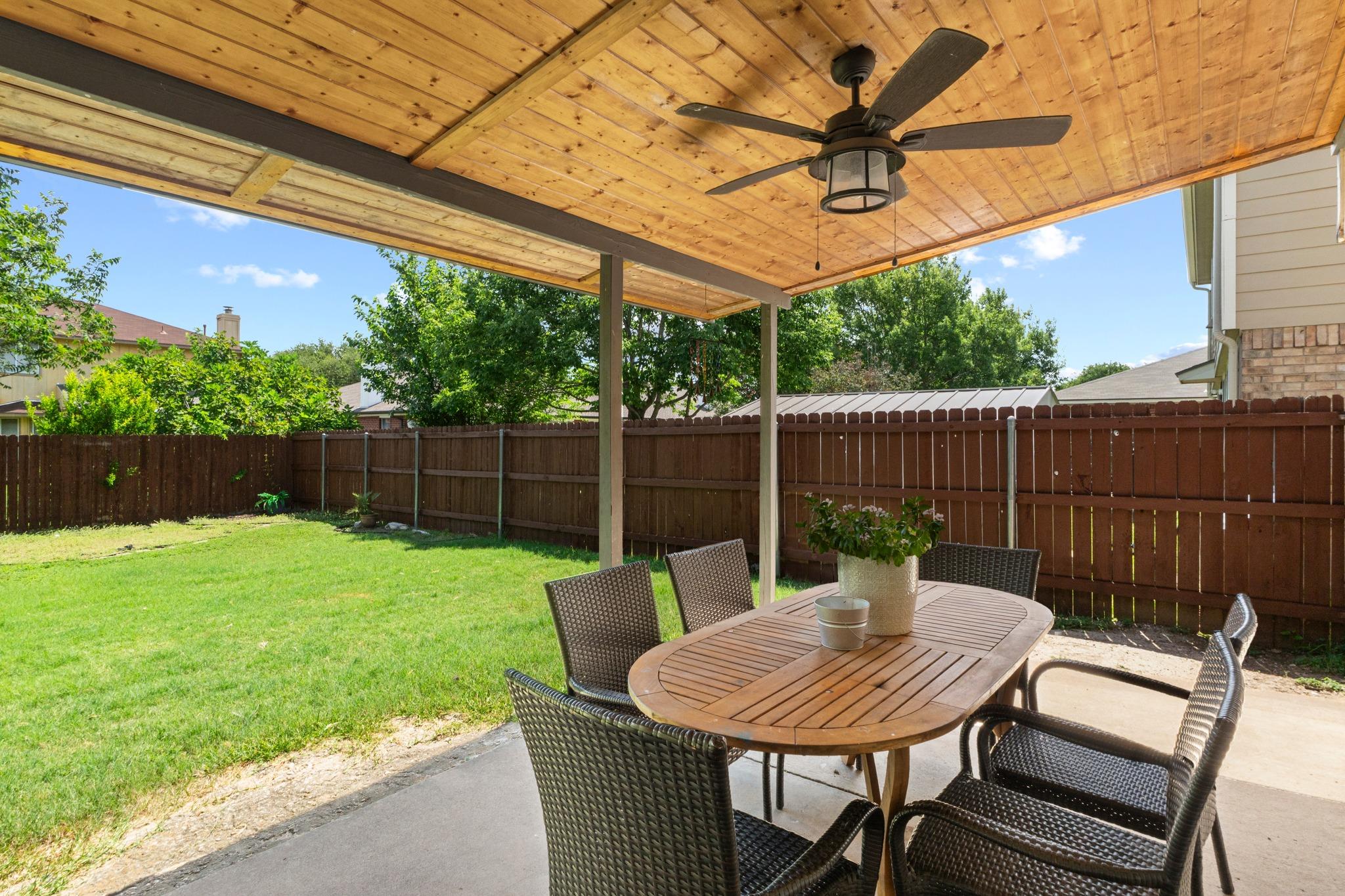 4008 Licorice LN