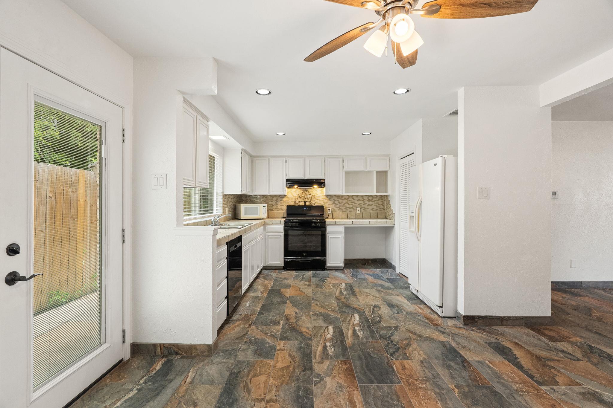 2406 Berkeley Ave # B