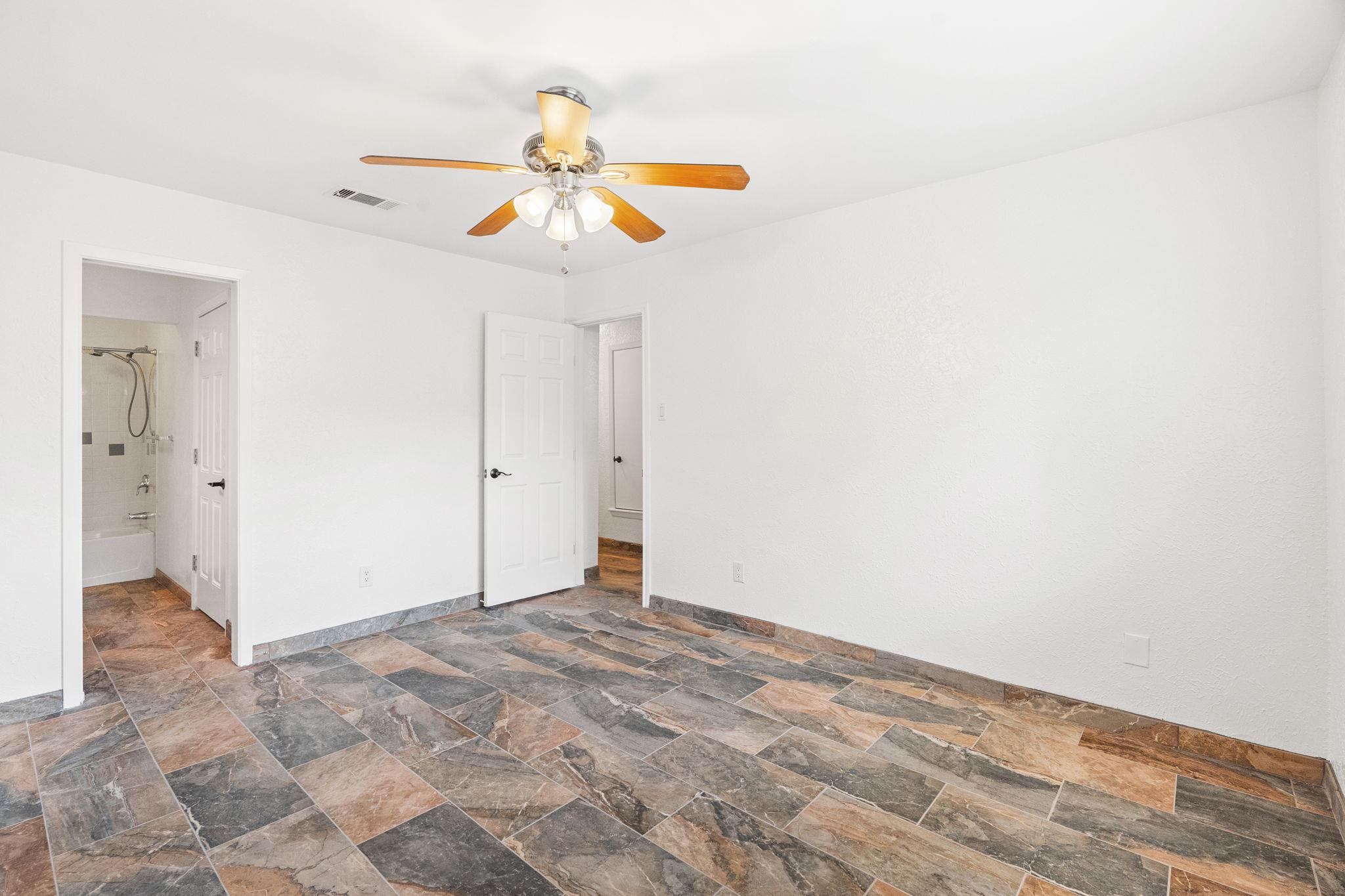 2406 Berkeley Ave # B