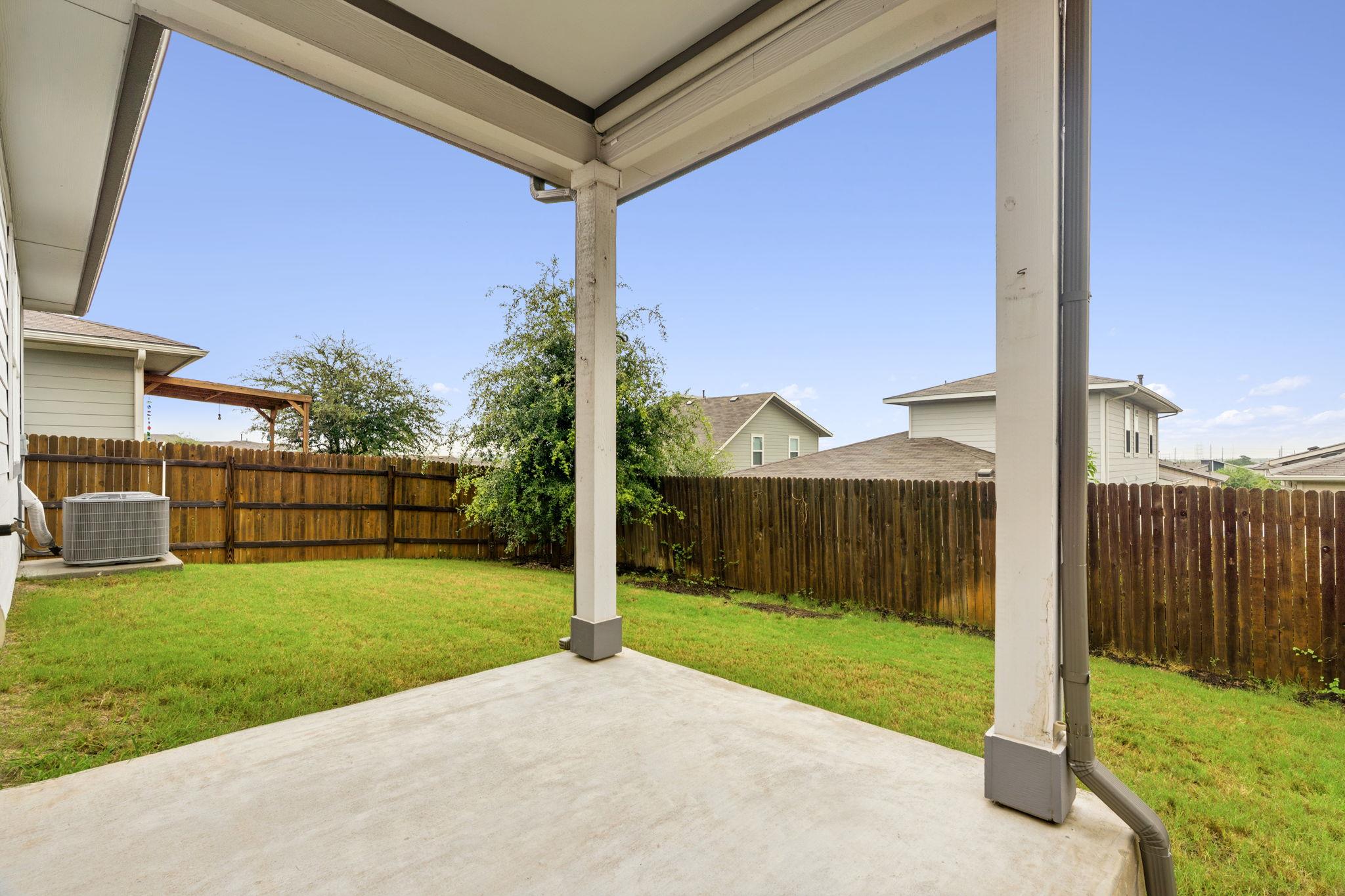 8004 Linda Michelle LN