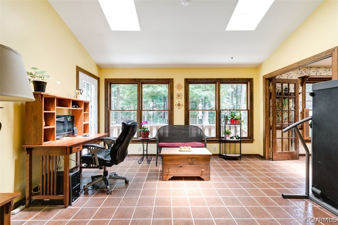 1701 Coachlite Dr