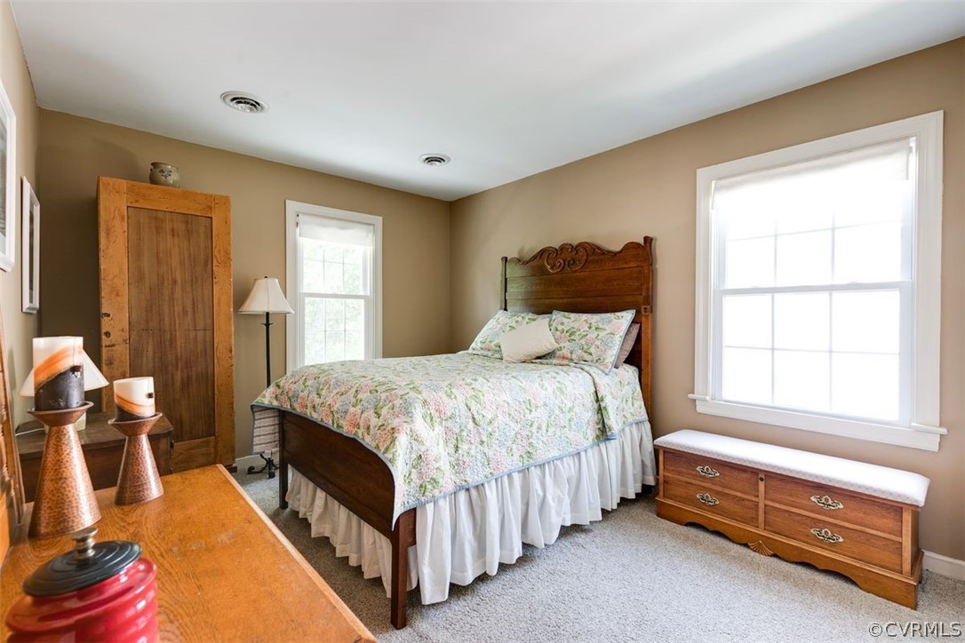 1701 Coachlite Dr