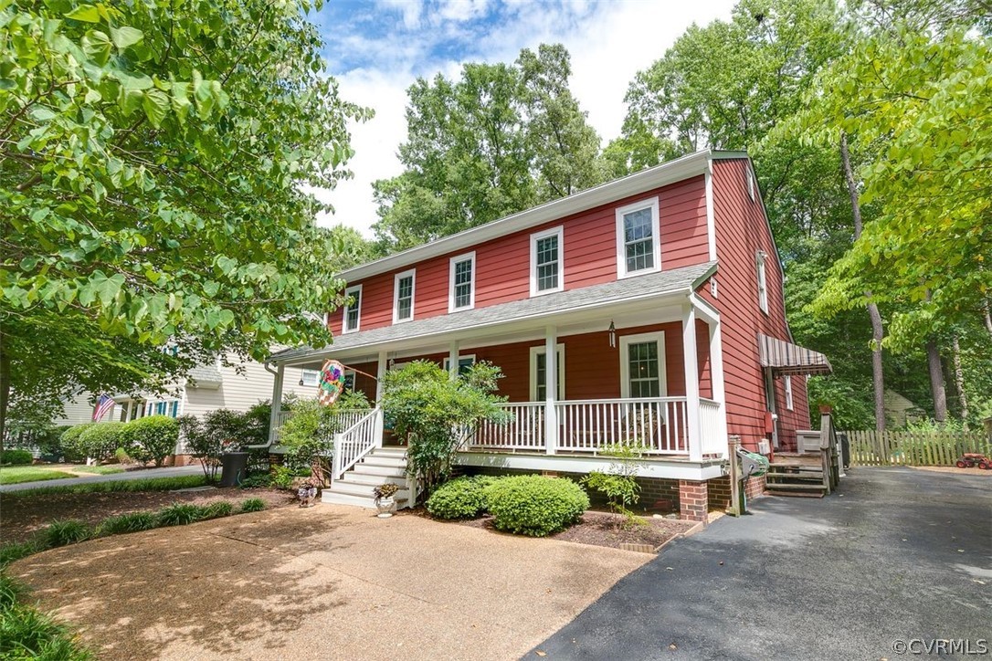 1701 Coachlite Dr