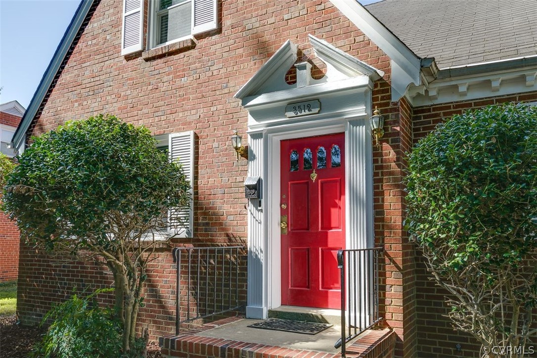 3512 Edgewood Ave