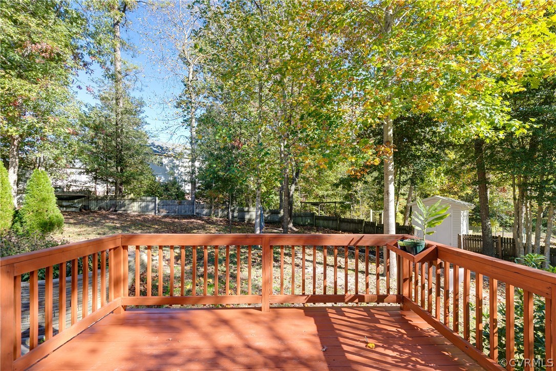 10511 Oakdell Dr