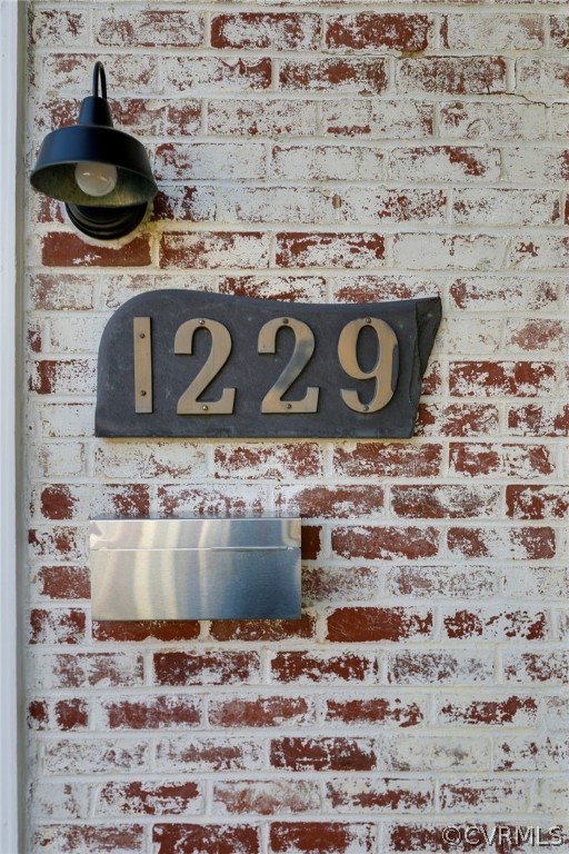 1229 Windsor Ave
