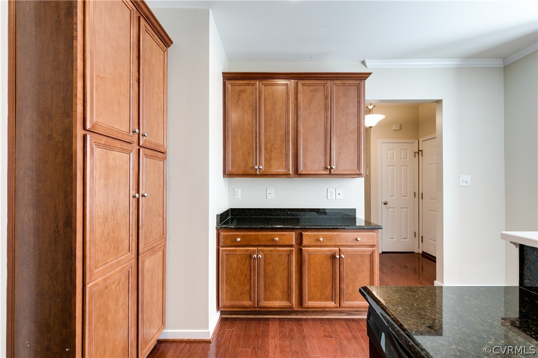 8012 Creekside Village Dr