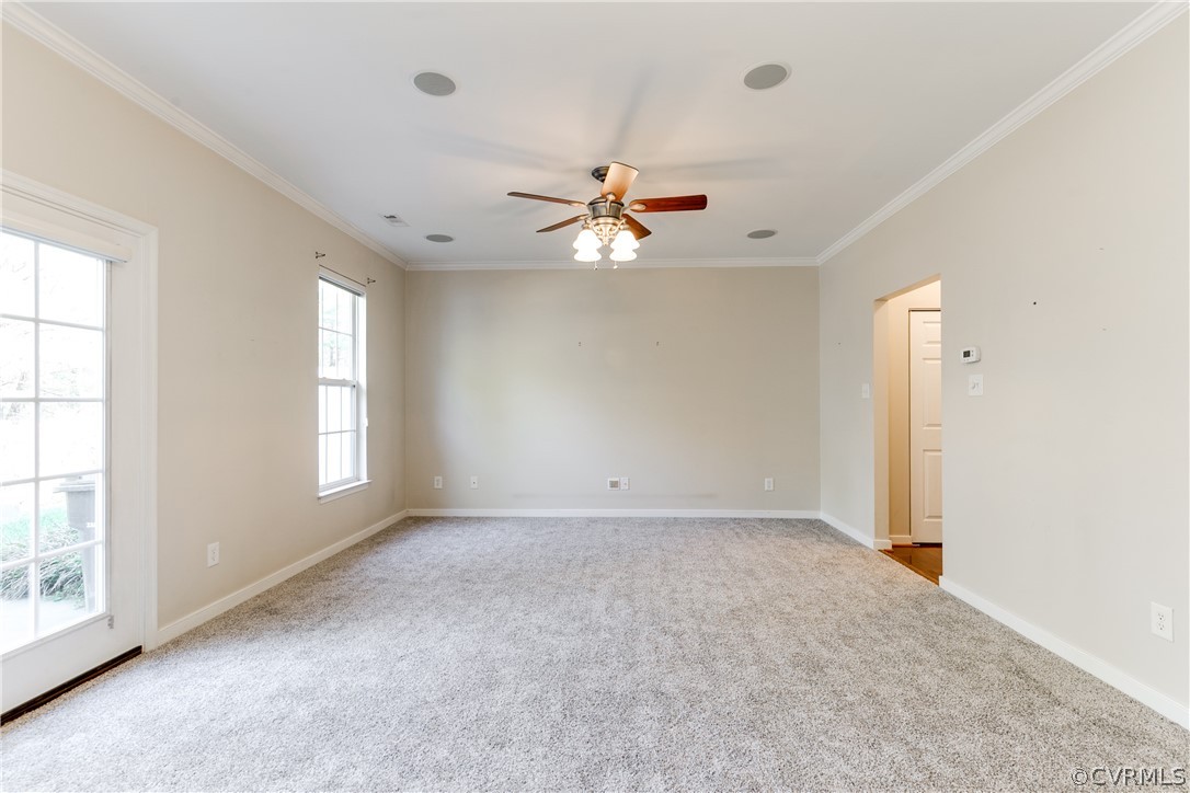 8012 Creekside Village Dr