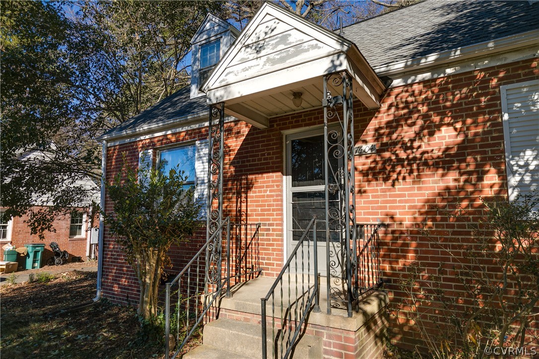 7404 Westfield Rd