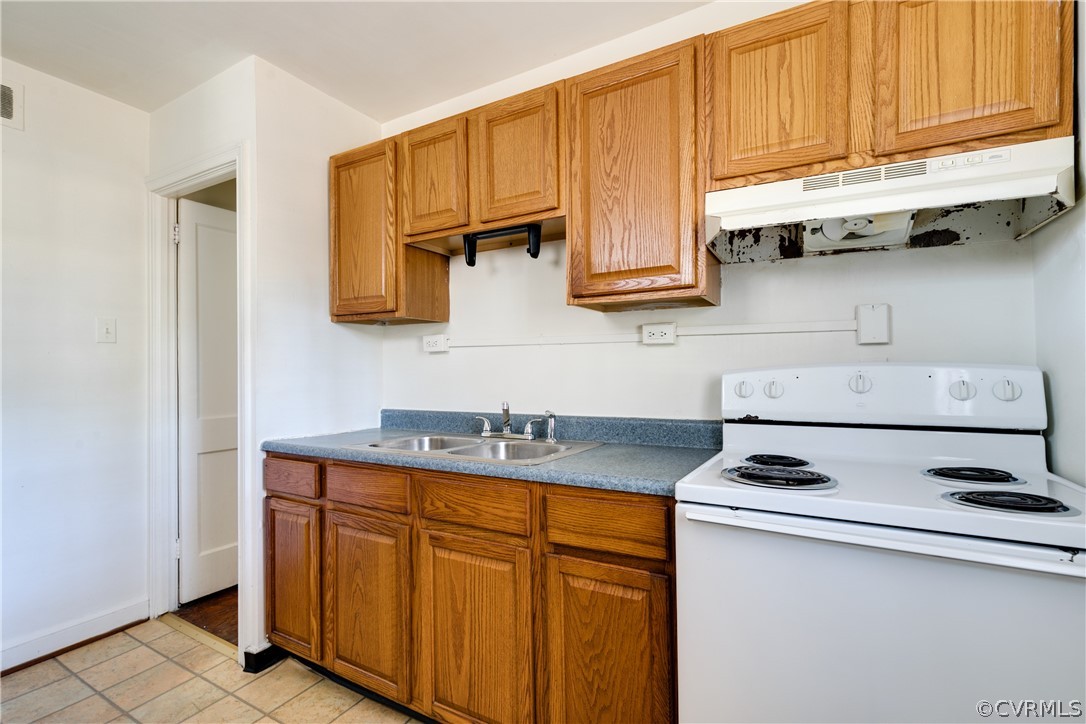 7404 Westfield Rd