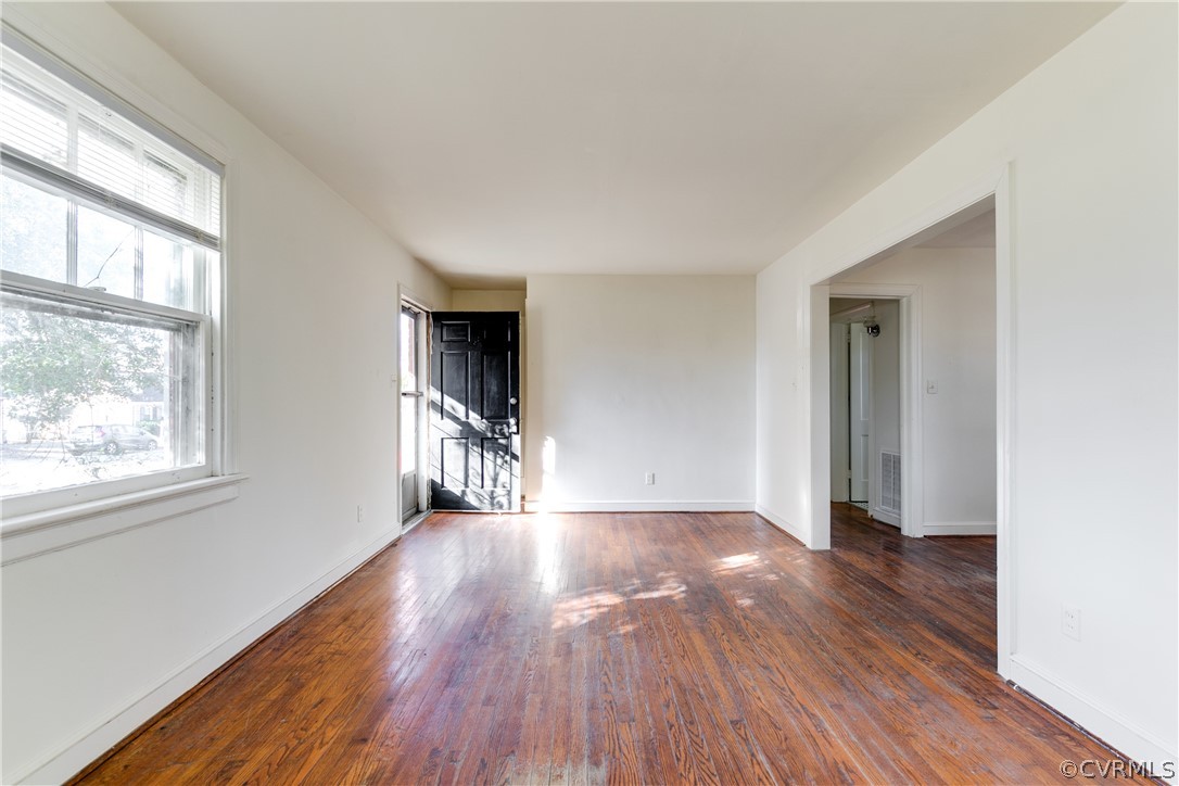 7404 Westfield Rd