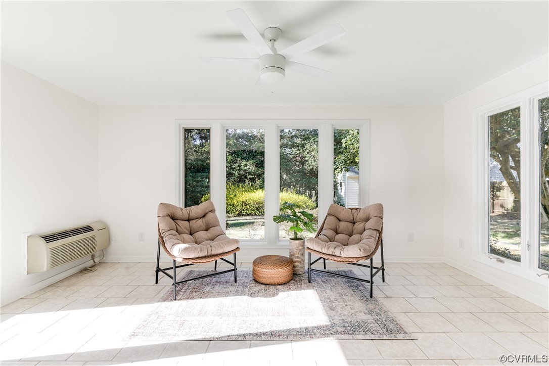 7443 Comanche Dr