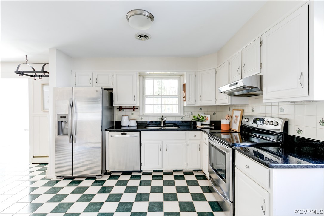 7443 Comanche Dr