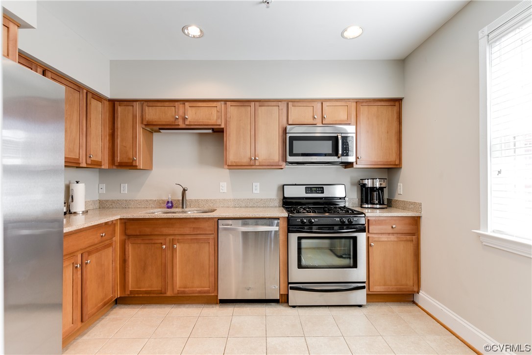 47 E Lock Ln Unit#U7