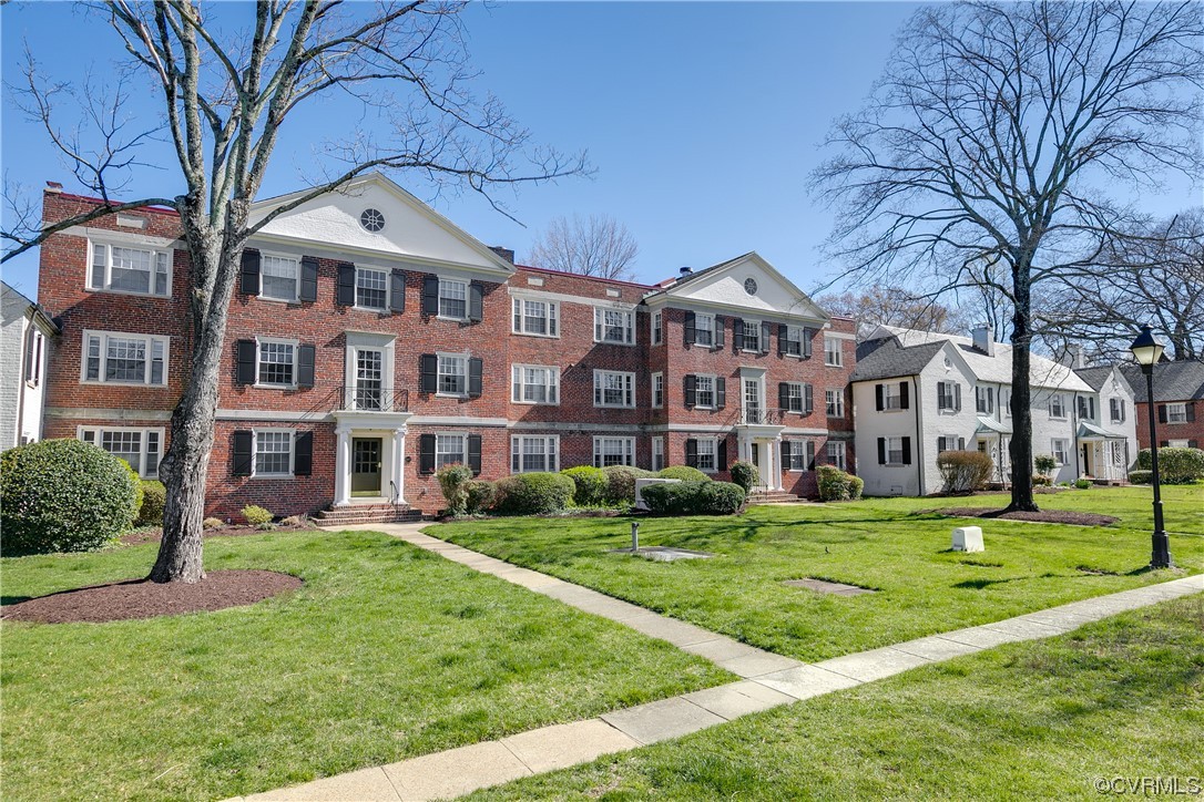 47 E Lock Ln Unit#U7