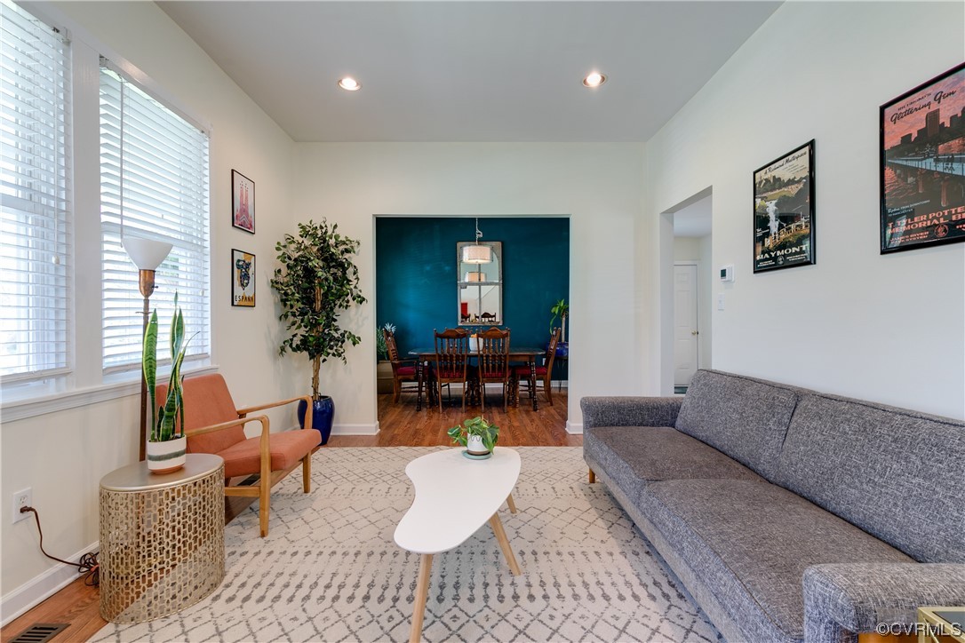 2807 Garland Ave