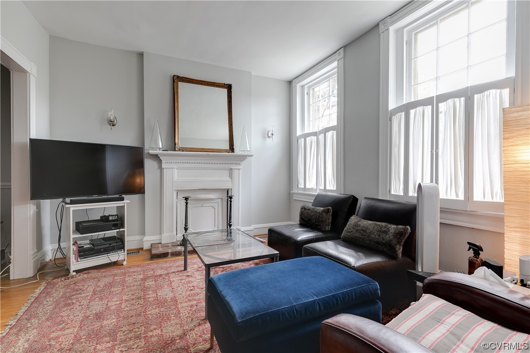 23 N Rowland St